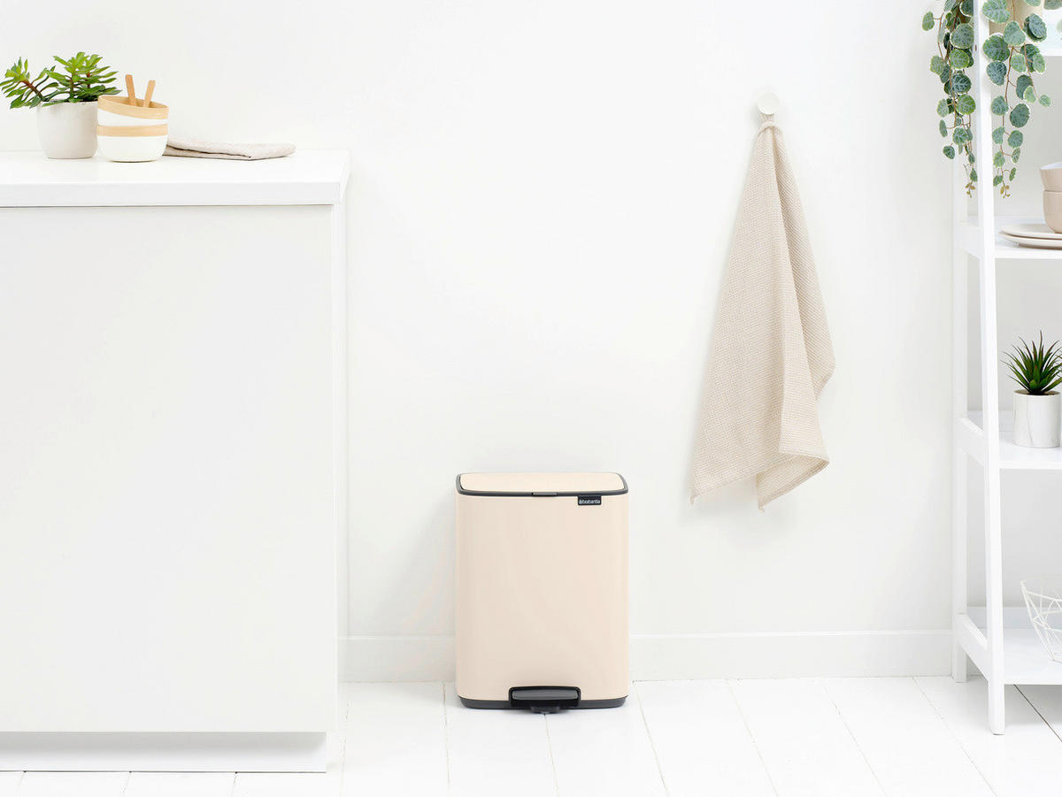 KOŠ S NOŽNOM PAPUČICOM  12 l  Bo  - bež/antracit, Design, metal/plastika (29/36,5/25,5cm) - Brabantia