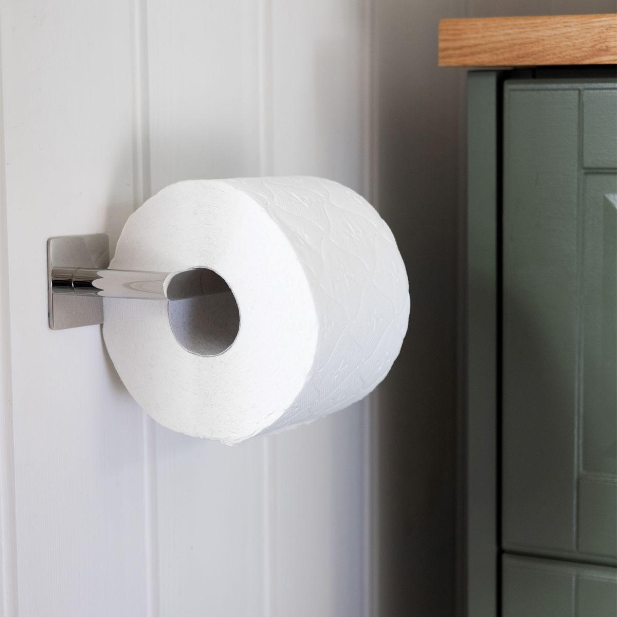 WC-PAPÍR TARTÓ  - krómszínű, Basics, fém (16/4,8/6,5cm)
