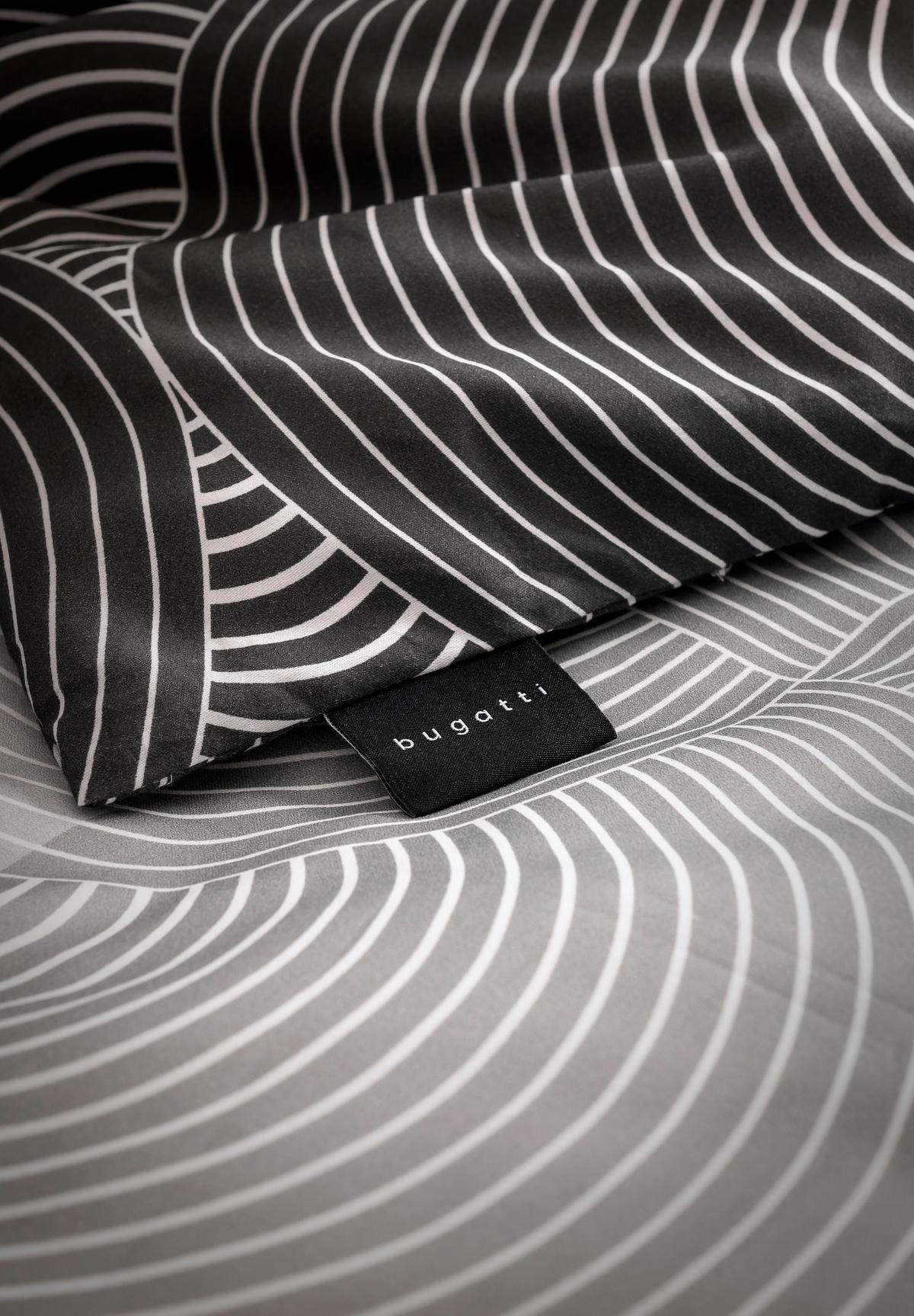 POSTEĽNÁ BIELIZEŇ, satén, antracitová, sivá, strieborná, 140/200 cm - sivá/antracitová, Konventionell, textil (140/200cm) - Bugatti