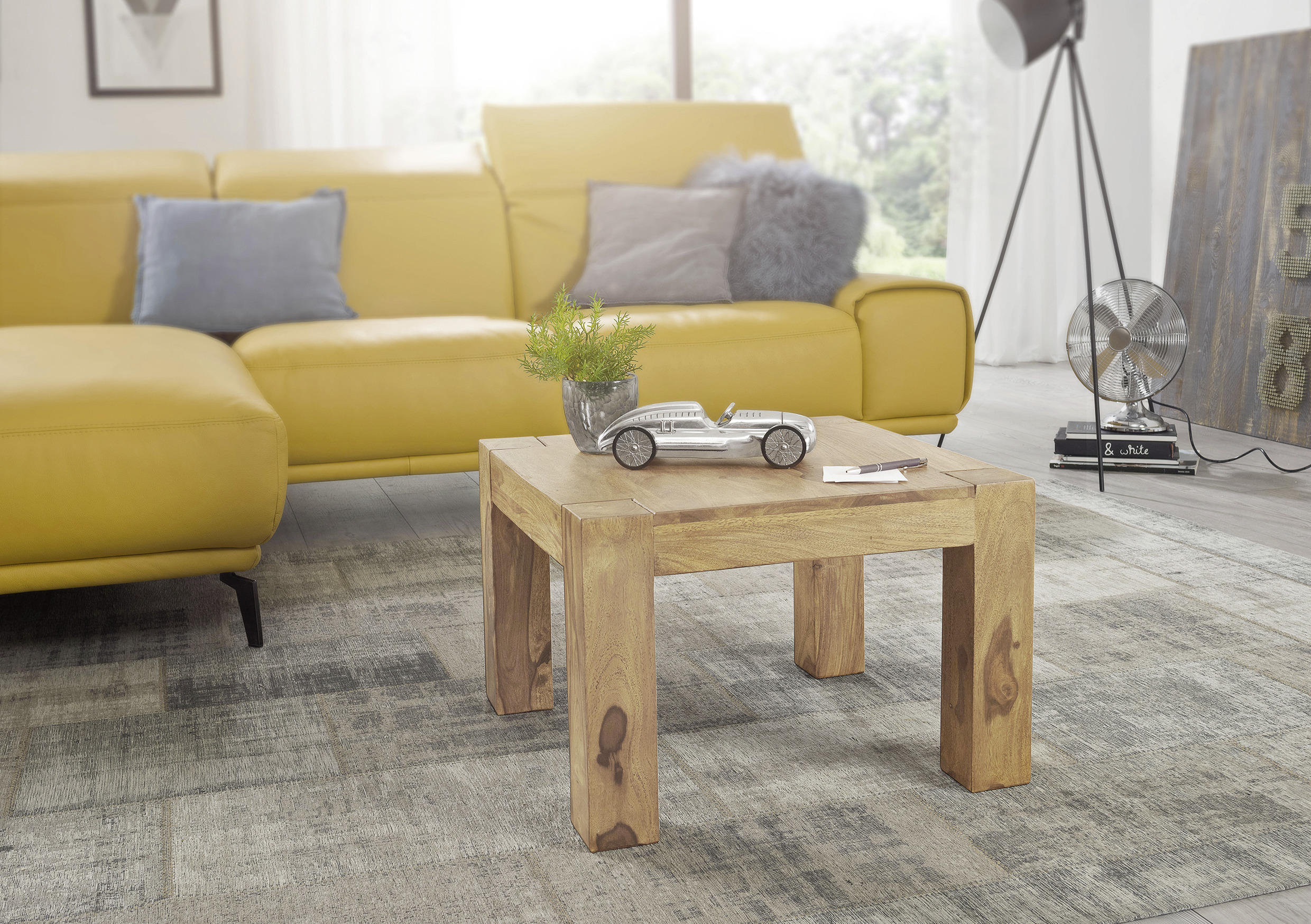 COUCHTISCH Akazie massiv quadratisch Akaziefarben - Akaziefarben, Design, Holz (60/60/40cm) - MID.YOU