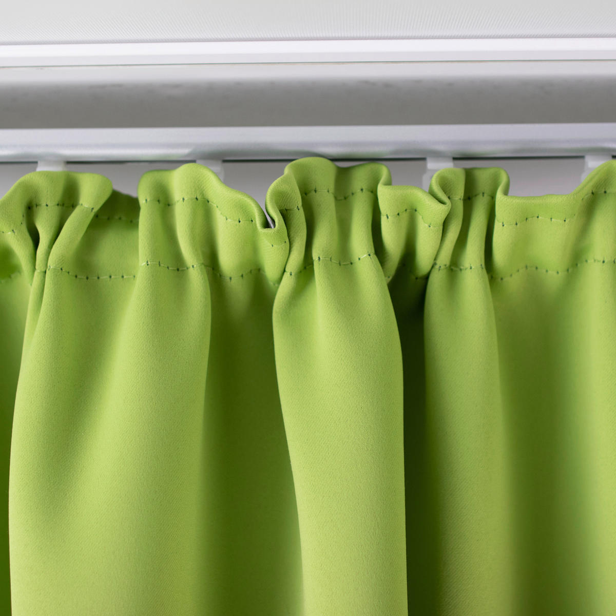 WÄRMESCHUTZVORHANG THERMOVORHANG Verdunkelung 140/245 cm   - Grasgrün, Basics, Textil (140/245cm)