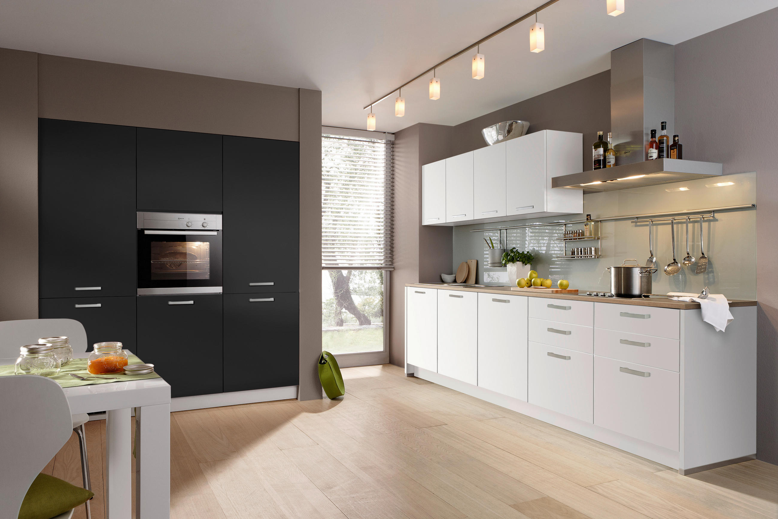 EINBAUKÜCHE   - Schwarz/Weiß, Design, Holzwerkstoff - Dieter Knoll