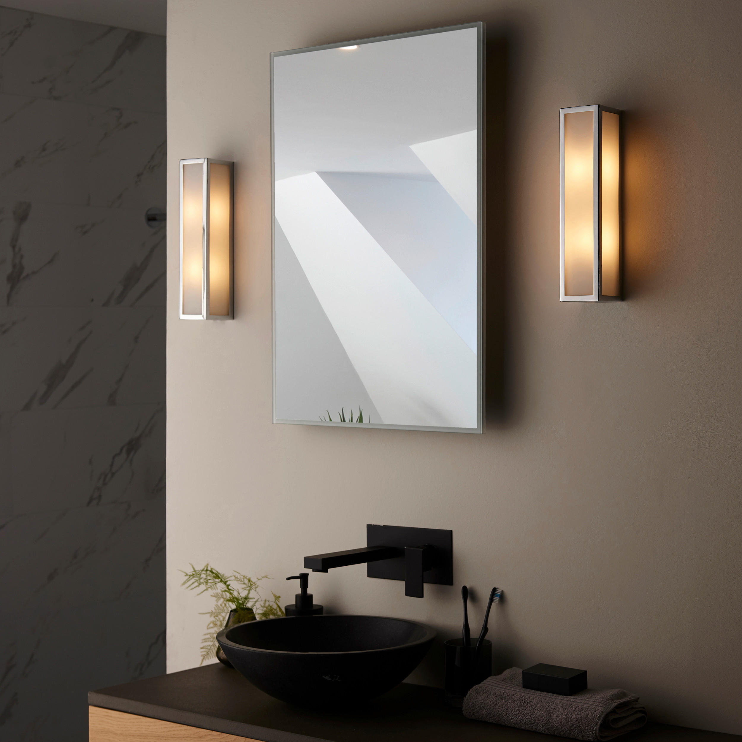 BADEZIMMER-WANDLEUCHTE Endon Newham 7.5/31.5/7.5 cm   - Chromfarben, KONVENTIONELL, Glas (7.5/31.5/7.5cm) - ENDON