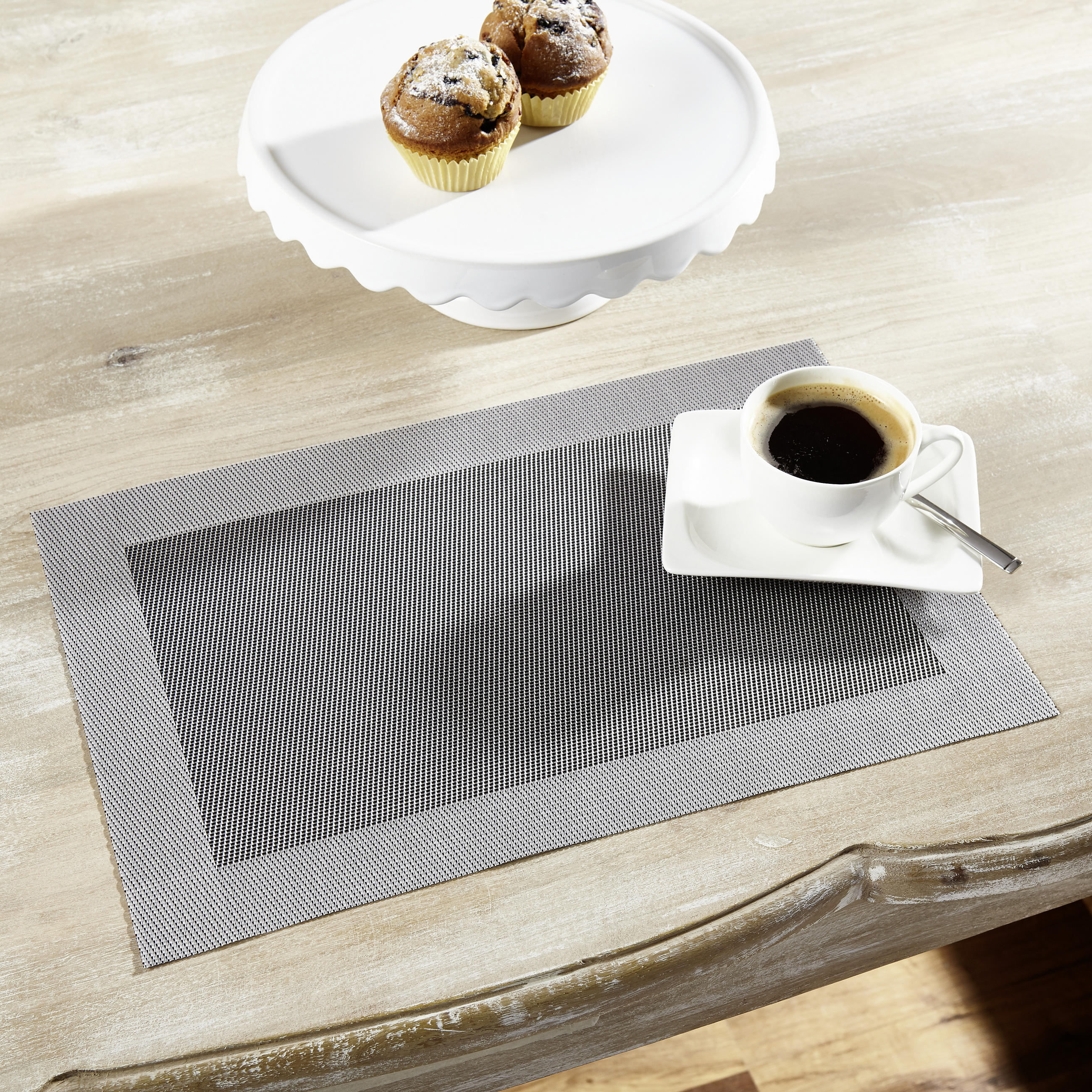 PROSTÍRÁNÍ, polyetylén (PE), 30/44,5 cm - barvy stříbra, Basics, textil (30/44,5cm) - Homeware
