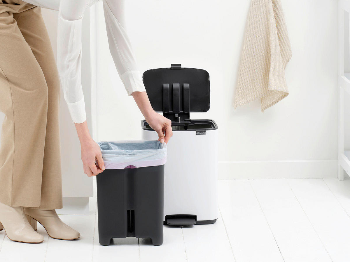KOŠ S NOŽNOM PAPUČICOM  12 l  Bo  - bijela/antracit, Design, metal/plastika (29/36,5/25,5cm) - Brabantia