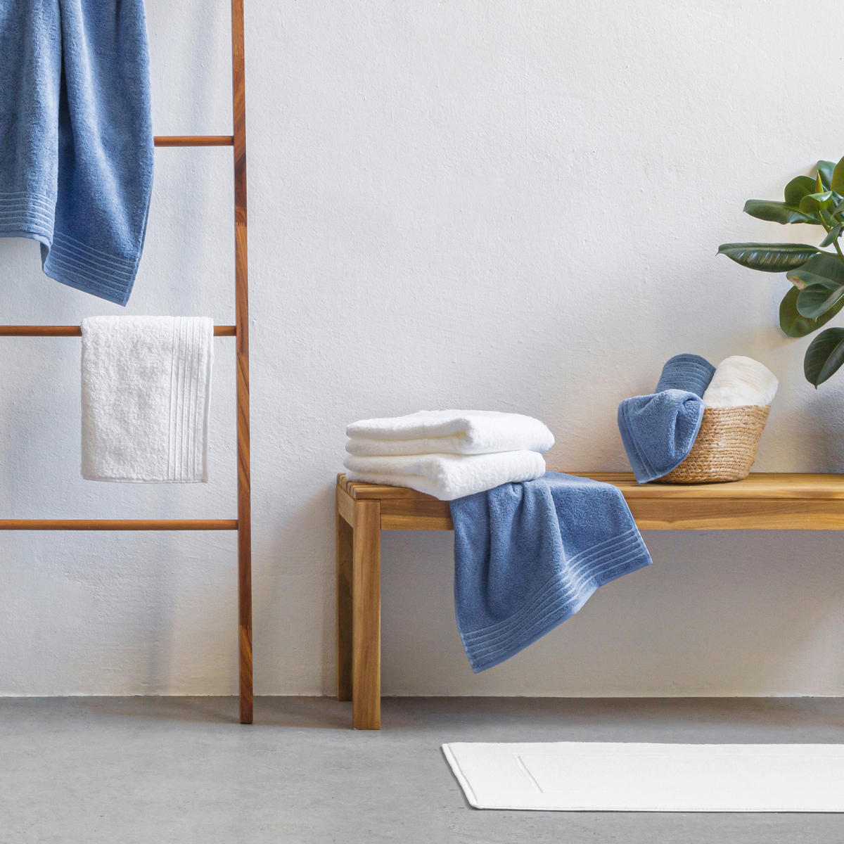 DUSCHTUCH Superwuschel 67/140 cm  - Weiß, Basics, Textil (67/140cm) - Moeve