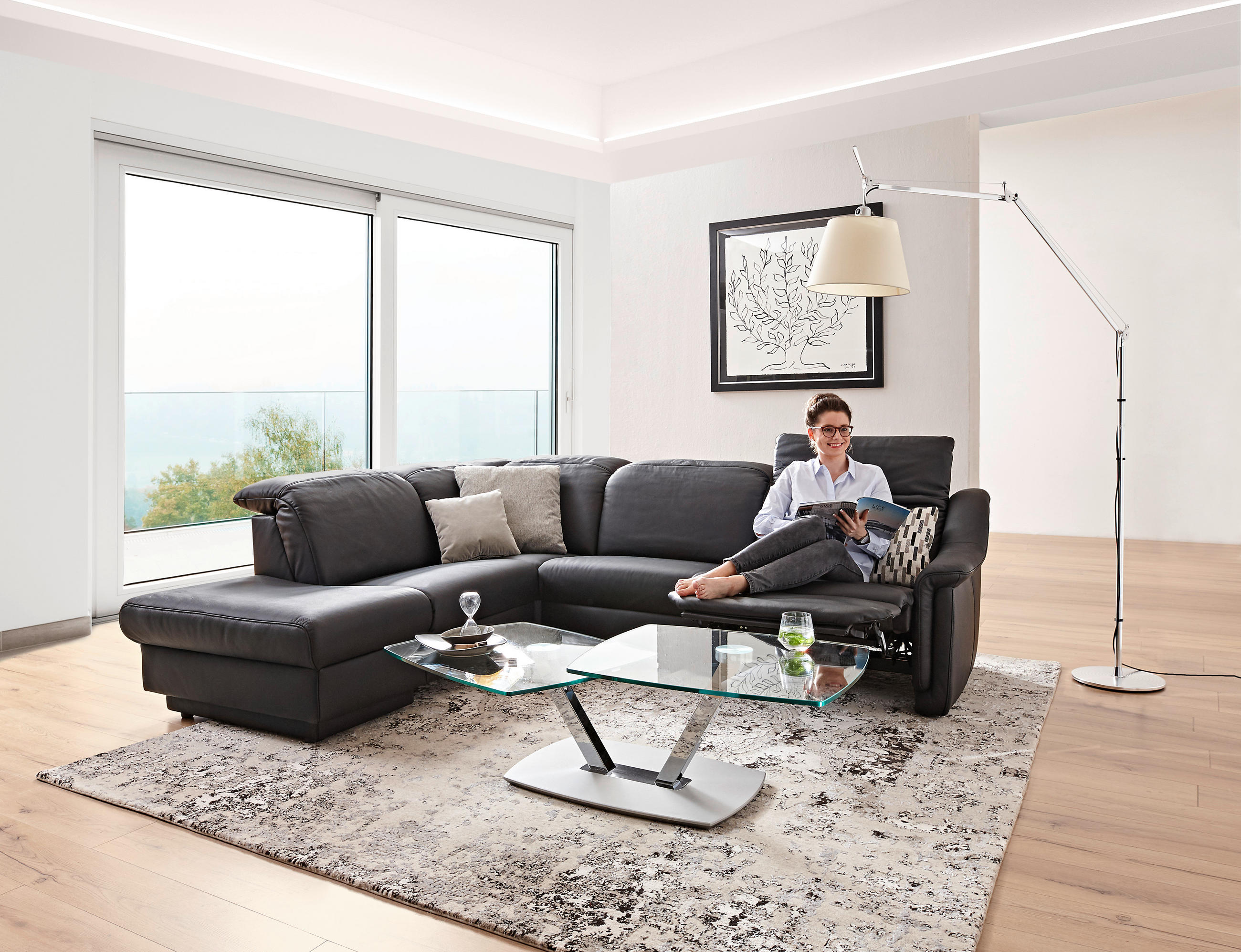 COUCHTISCH in Glas, Holzwerkstoff 96-136/70/44 cm  - Chromfarben, Design, Glas/Holzwerkstoff (96-136/70/44cm)