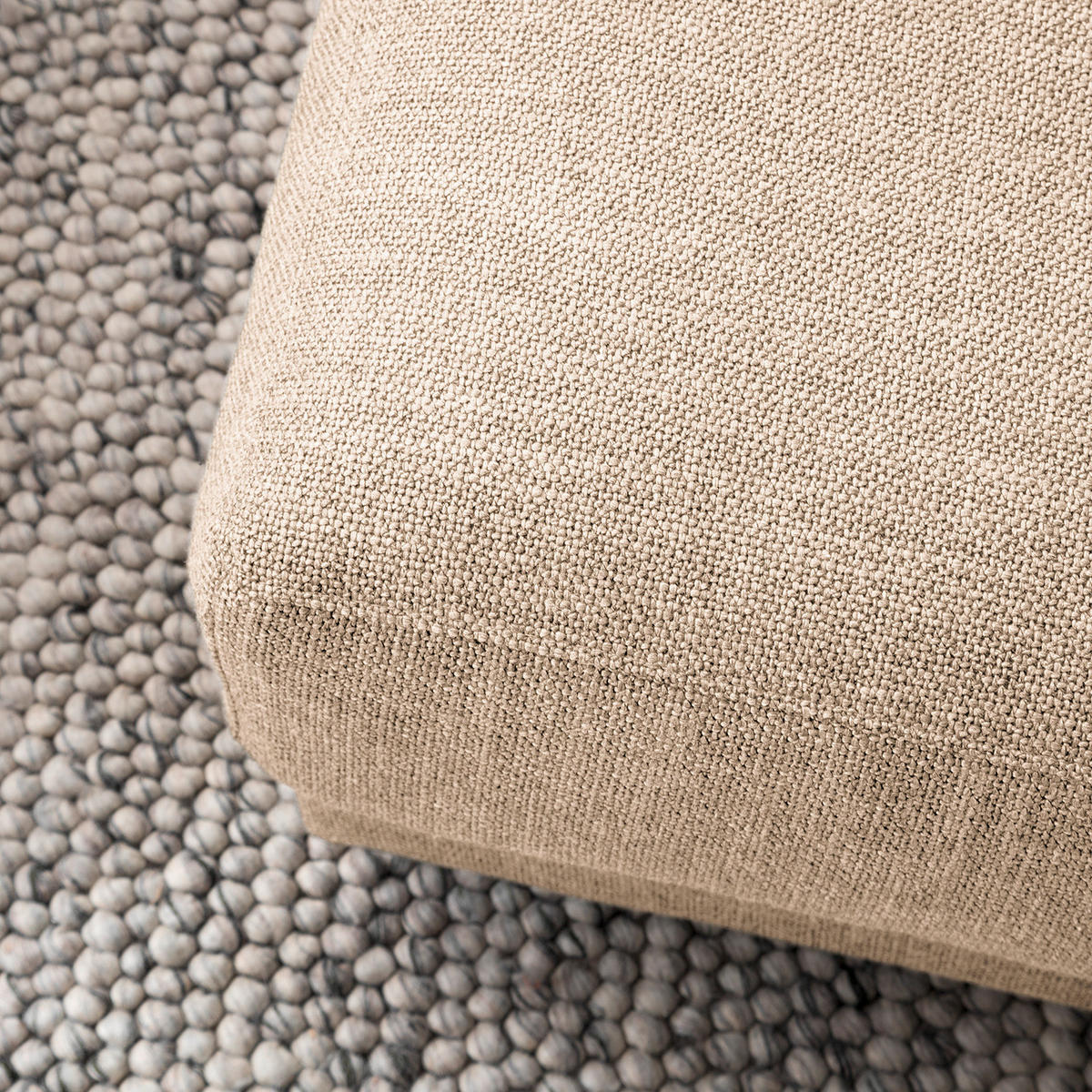 HOCKER in Textil Beige  - Beige/Schwarz, Design, Kunststoff/Textil (105/38/117cm) - home24