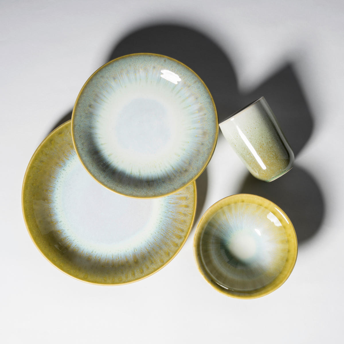 KOMBISERVICE Grün FLUSSUFER 16-teilig 4 Personen  - Grün, Basics, Keramik - Gipfelstück