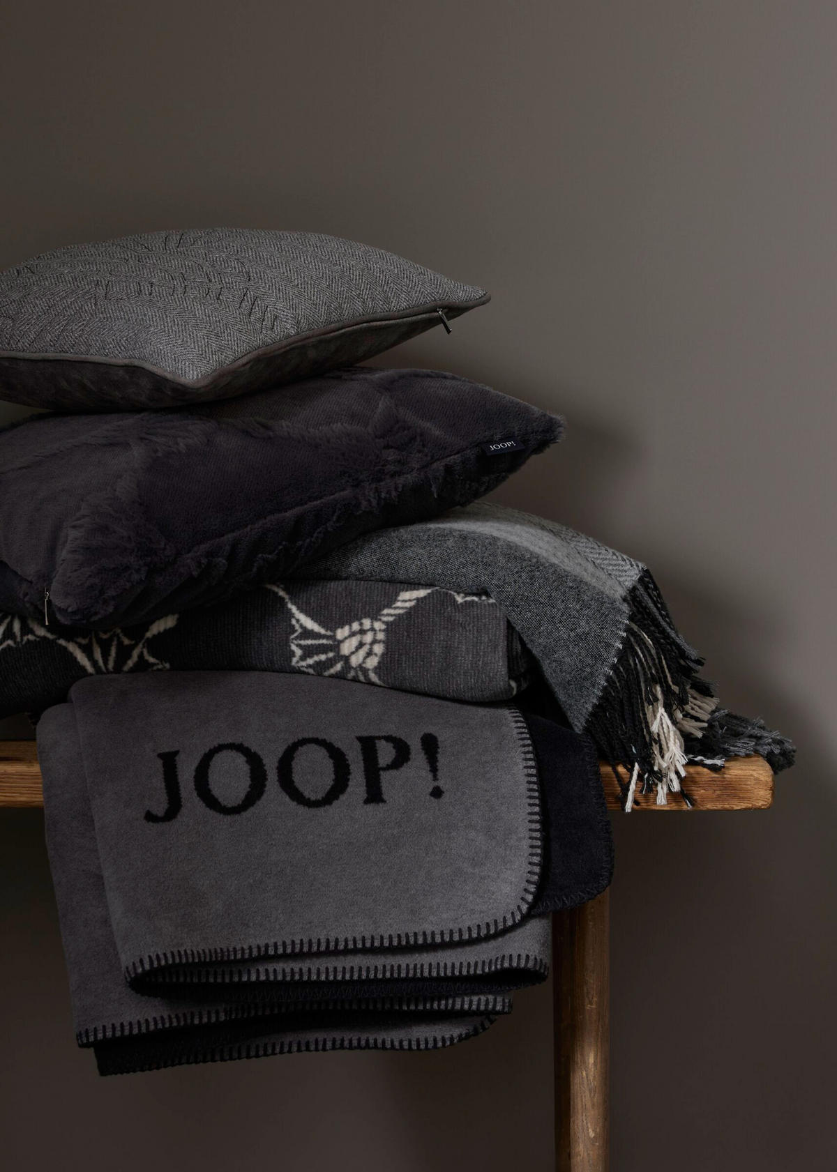 WOHNDECKE CORNFLOWER ALLOVER 150/200 cm  - Schwarz, Basics, Textil (150/200cm) - Joop!