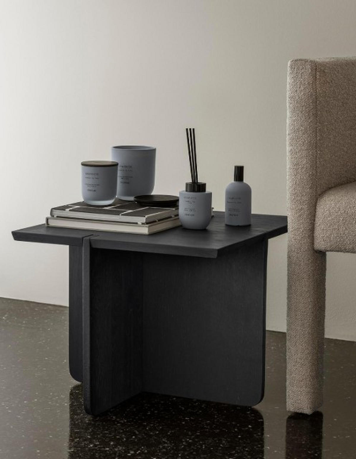 DOFTLJUS fikon, grapefrukt, tonkaböna  - mörkgrå, Basics, glas (11,5/9,5cm) - Blomus