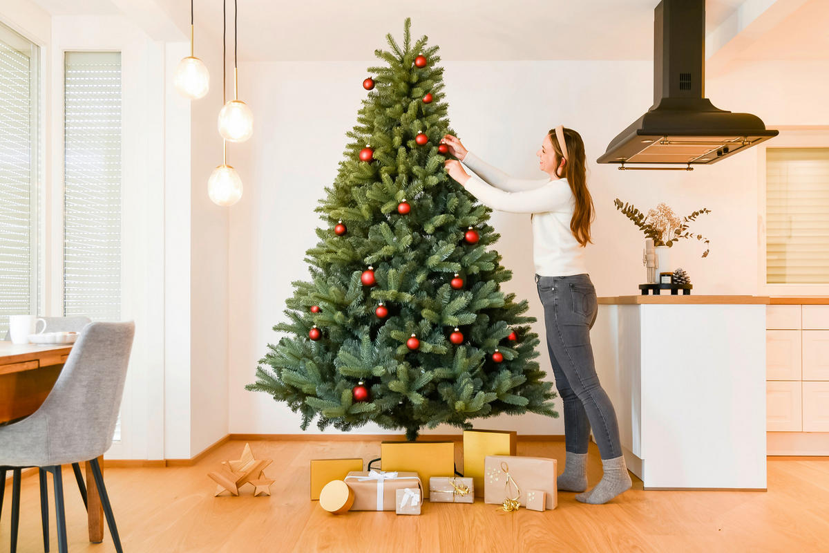 WEIHNACHTSBAUM 240 cm  - Waldgrün, Basics, Kunststoff/Metall (160/240cm)