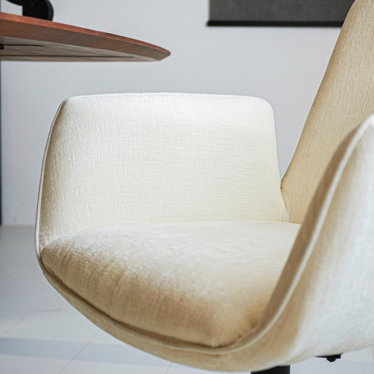 STOLIČKA S PODRÚČKAMI, ženilka, krémová, biela, béžová - čierna/biela, Modern, kov/textil (61/89/62cm) - MID.YOU