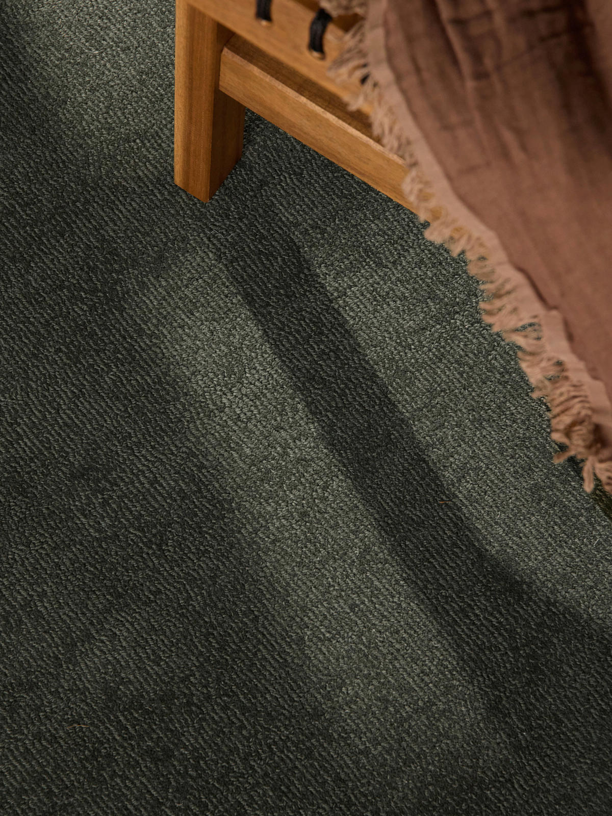 WOLLTEPPICH 160 cm 1812 Dunkelgrün organisch  - Dunkelgrün, KONVENTIONELL, Textil (160cm) - Villeroy & Boch