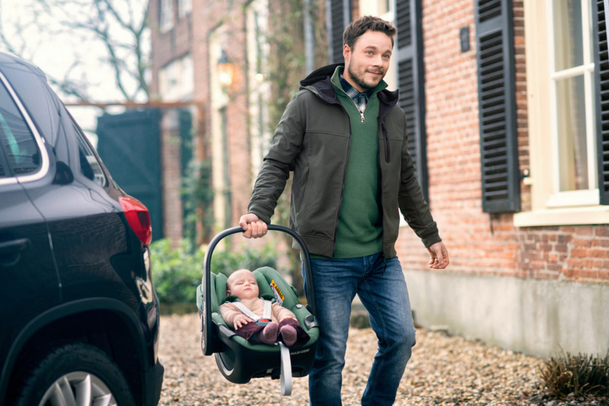 AUTO-SEDIŠTE ZA BEBE  Pebble 360  - zelena, Osnovno, tekstil/metal (36/47/73cm) - Maxi-Cosi