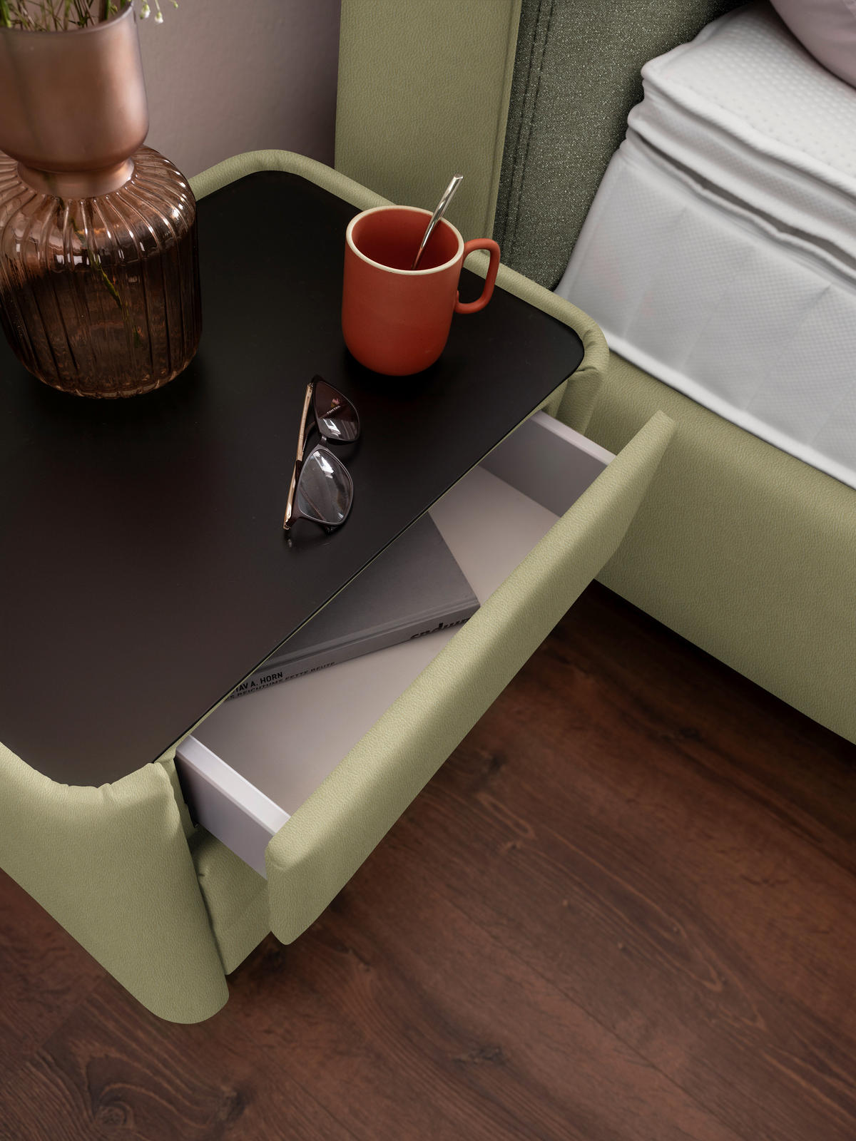 BOXSPRINGBETT 160/200 cm  in Hellgrün, Greige  - Greige/Schwarz, Design, Textil/Metall (160/200cm) - Johann Jakob