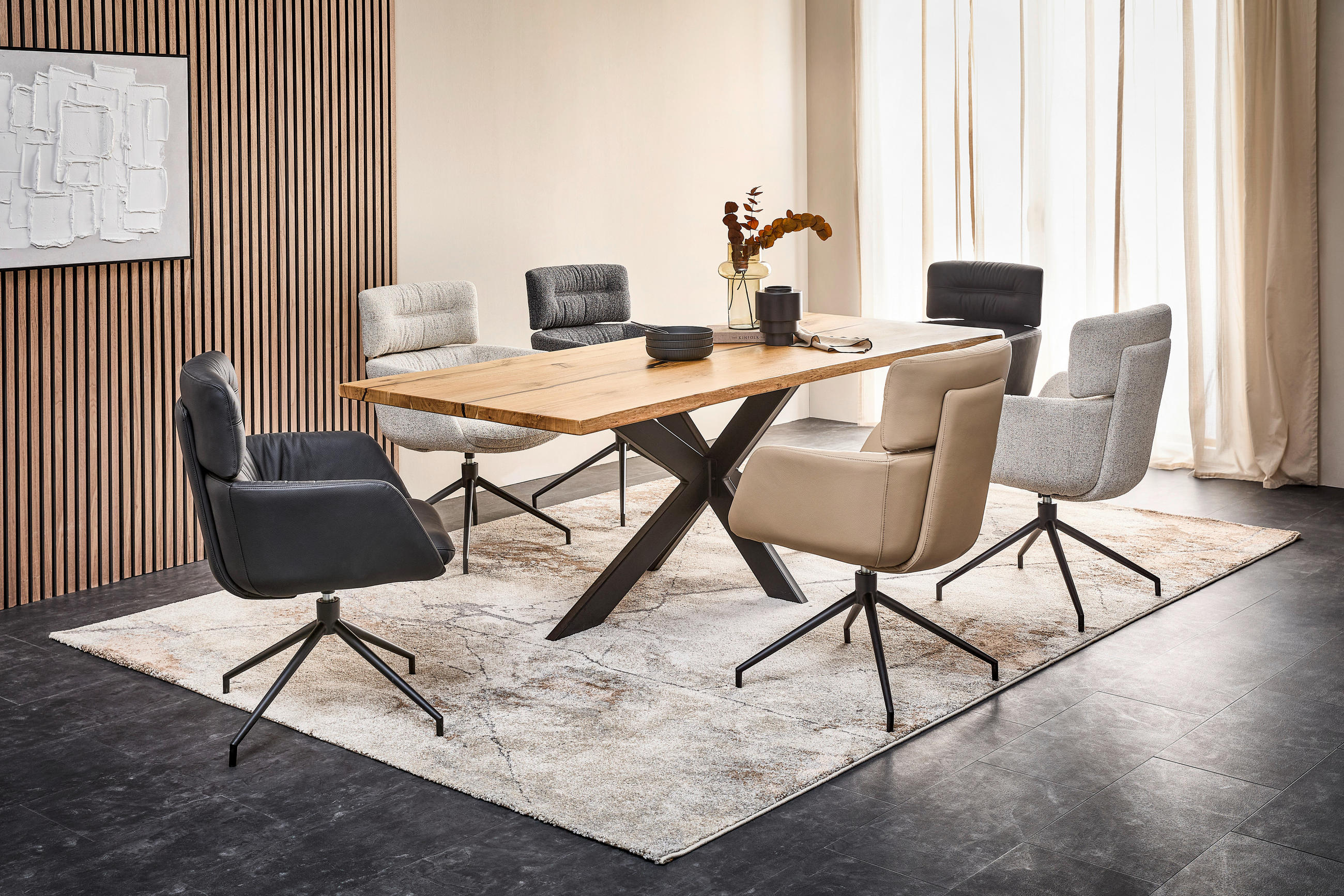 STOL MED ARMSTÖD järn äkta läder pigmenterad  - svart/taupe, Design, metall/läder (62/92/65cm) - Dieter Knoll