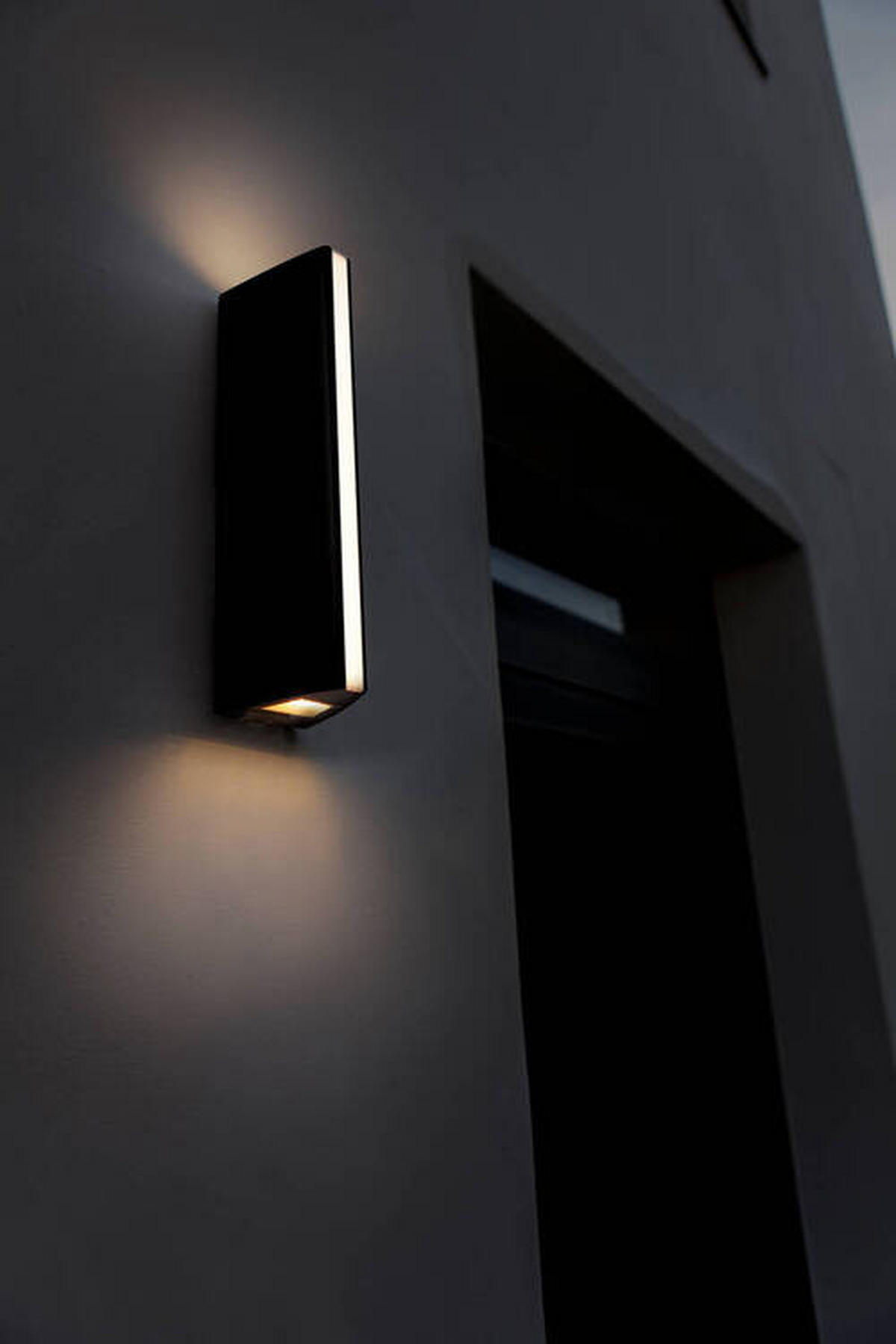 AUßENWANDLEUCHTE   - Schwarz, Design, Metall (30/6,6/8,8cm)