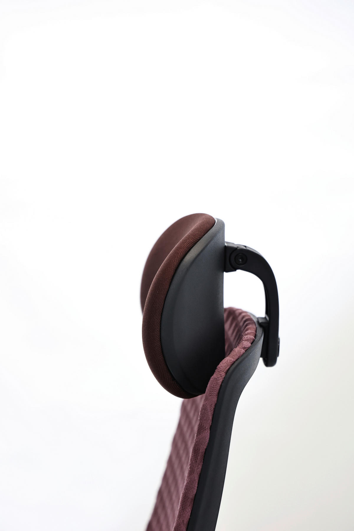 DIREKTORSKI STOL kovina, umetna masa, tekstil črna, barve jajčevca  - črna/barve jajčevca, Design, kovina/umetna masa (70/120-130/61cm) - Novel