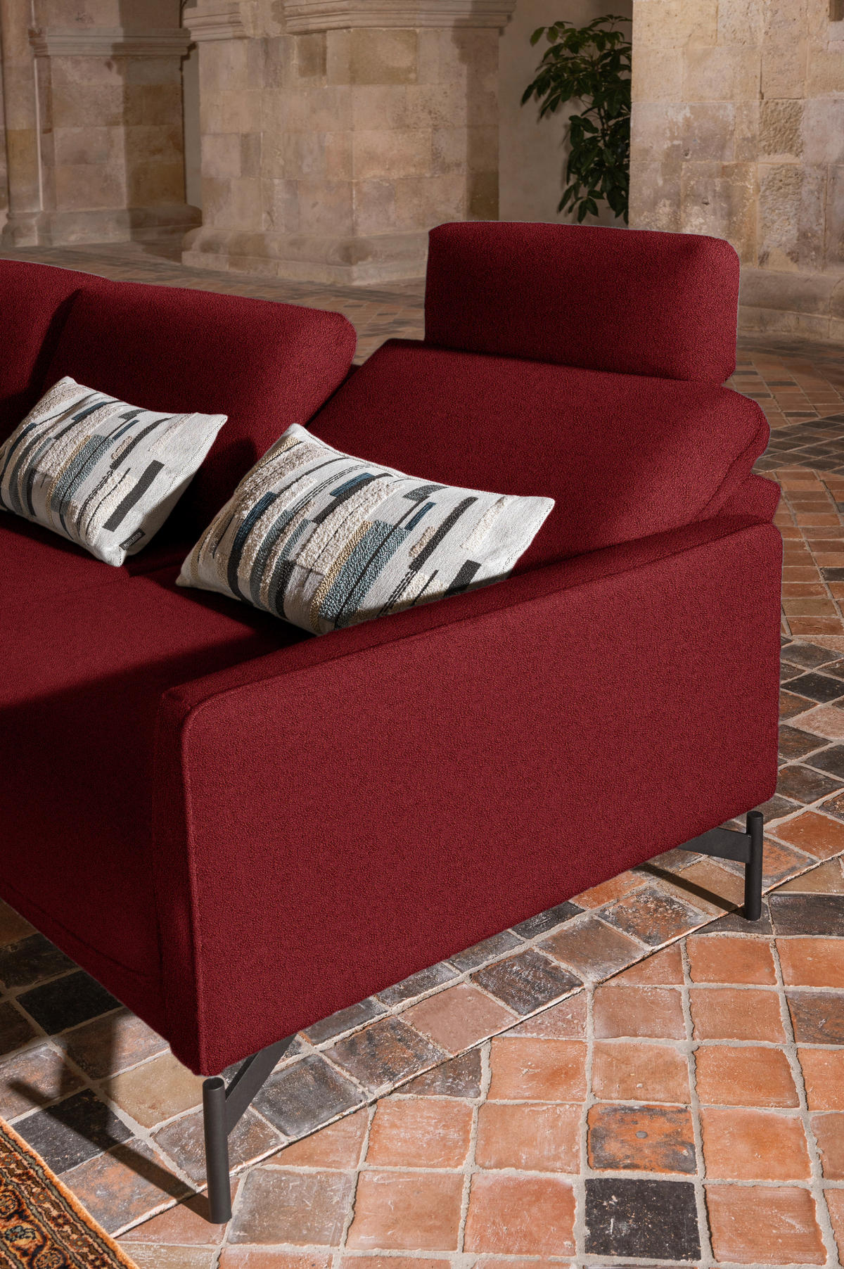 ECKSOFA in Flachgewebe, Struktur Rot  230/254 cm  - Anthrazit/Rot, Design, Textil/Metall (230/254cm) - Johann Jakob