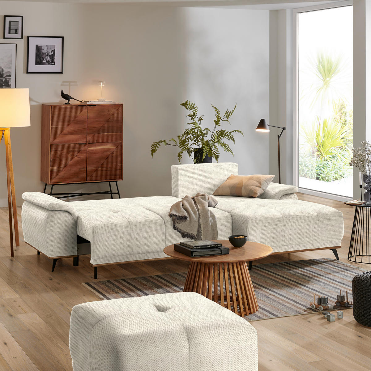ECKSOFA in Chenille Creme  - Creme/Schwarz, MODERN, Textil/Metall (262/168cm) - home24
