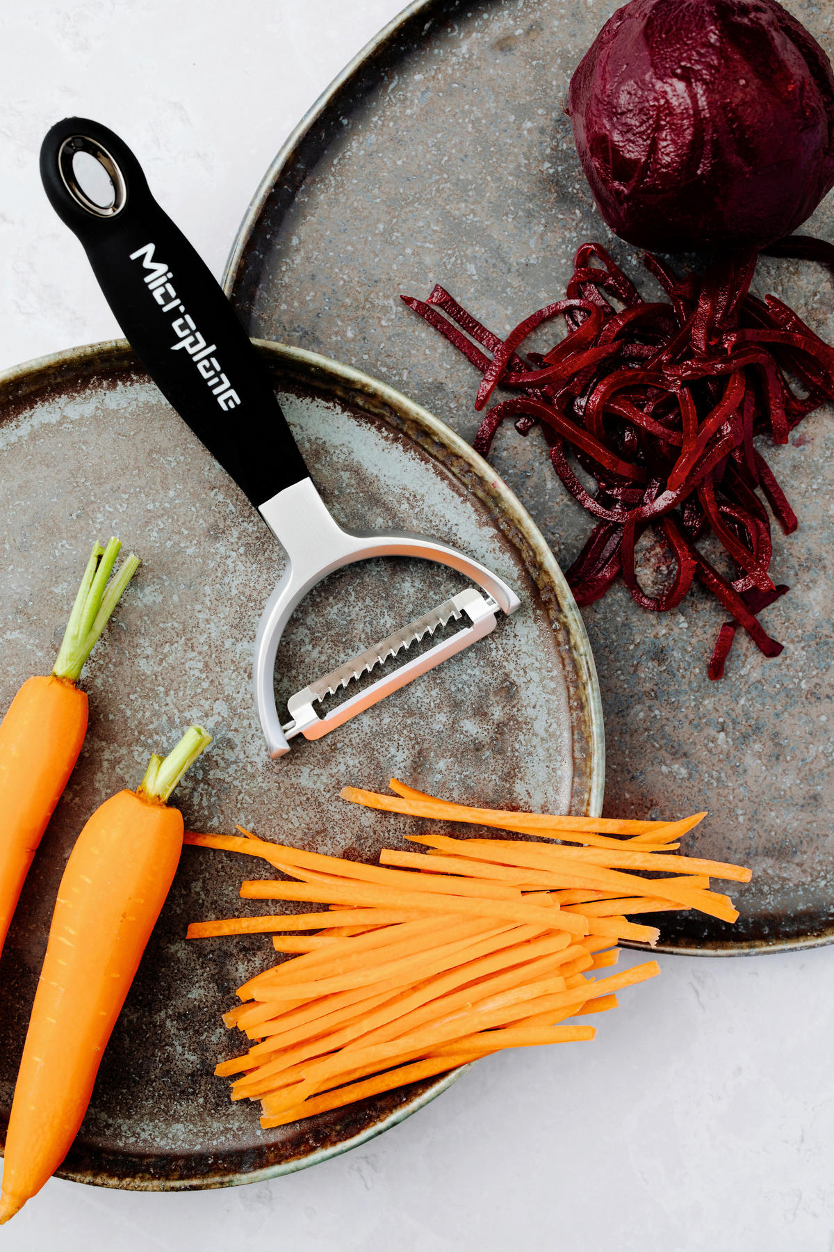 GULJAČ Professional  - Basics, metal/plastika (16.4/7.5/2.5cm) - MICROPLANE