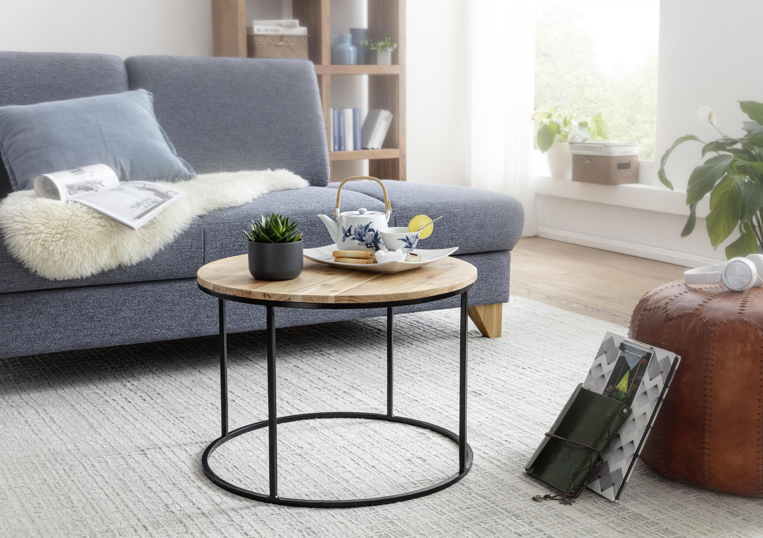 COUCHTISCH in Holz 60/60/43 cm  - Schwarz/Akaziefarben, Modern, Holz/Metall (60/60/43cm) - MID.YOU