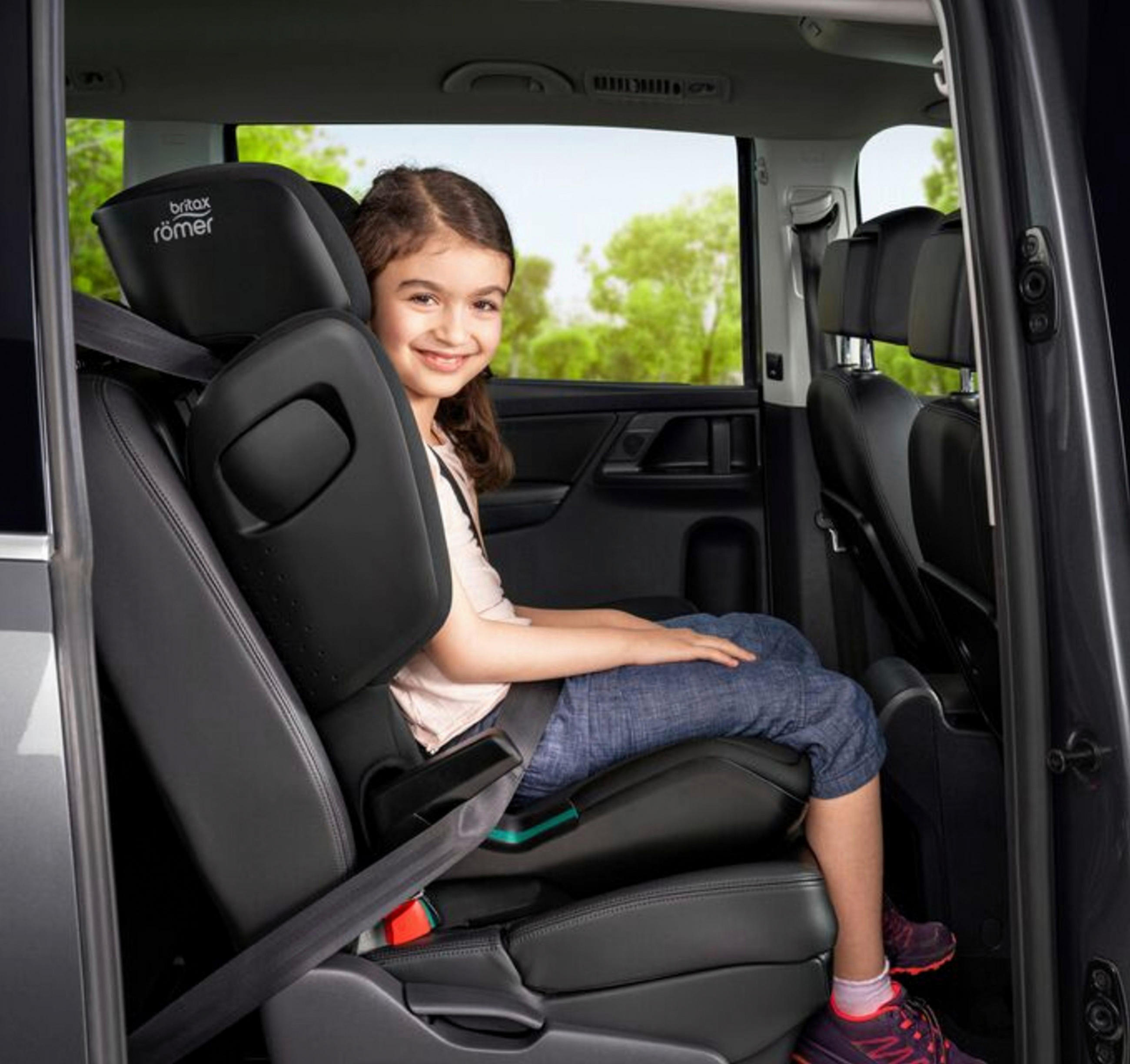 KINDERAUTOSITZ Kidfix i-Size  - Schwarz, Basics, Textil (48/63-83/42cm) - Britax Römer