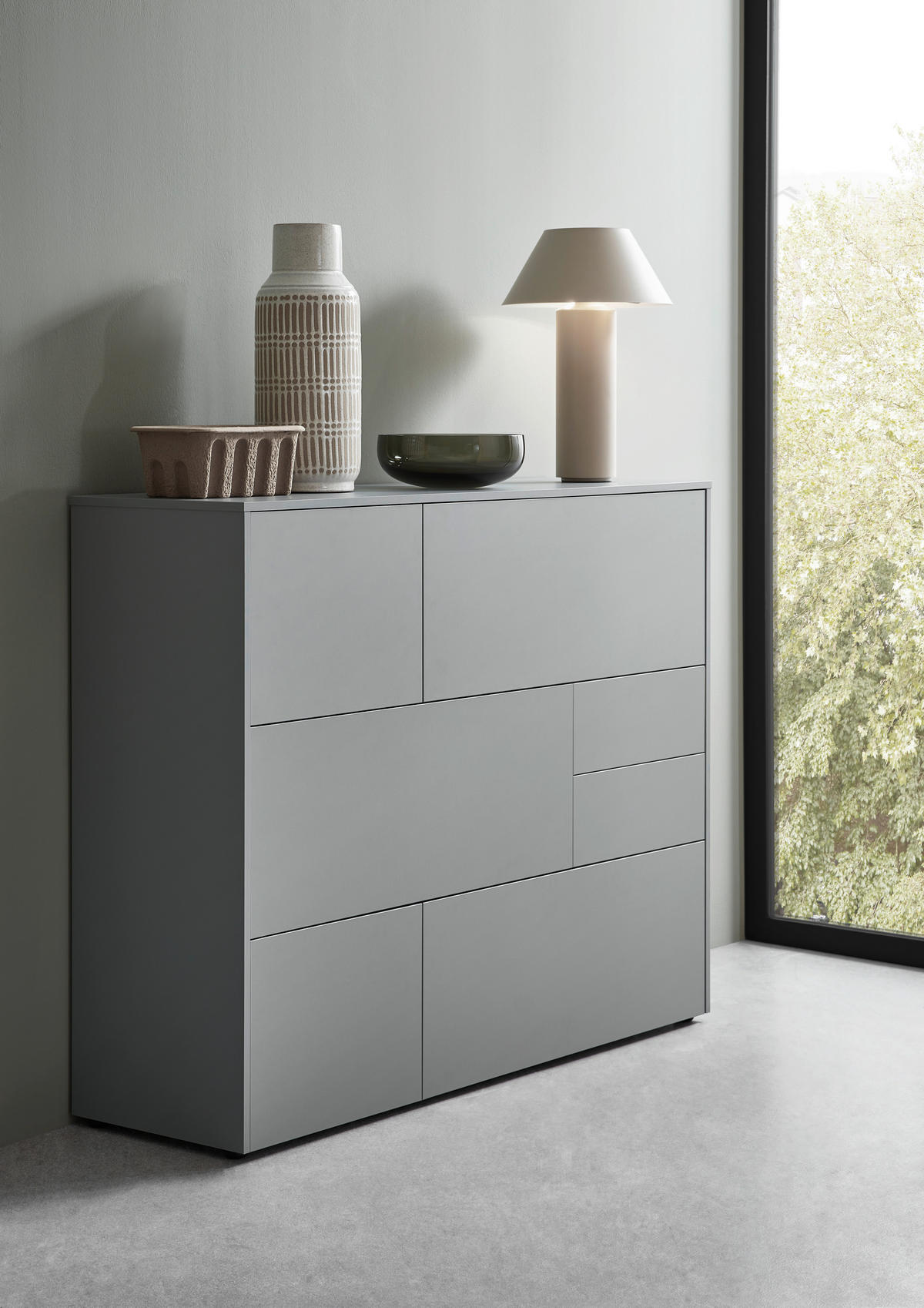 COMODĂ ÎNALTĂ 139/109/41 cm  - culoare lemn stejar/negru, Design, plastic/material pe bază de lemn (139/109/41cm) - Voleo