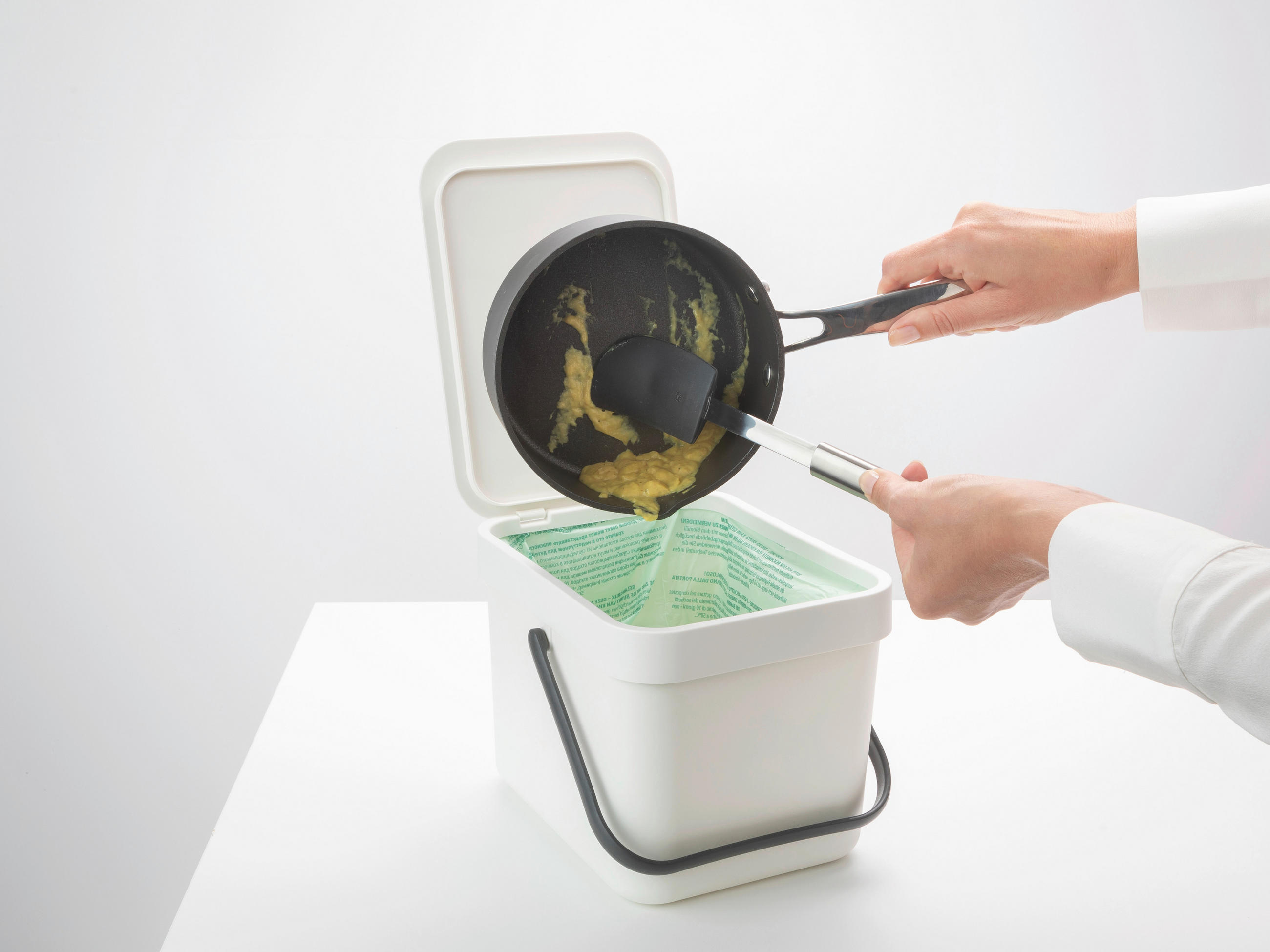 TÉSZTAKAPARÓ LAPÁT - ezüst/fekete, Basics, műanyag/fém (0.121kg) - Brabantia