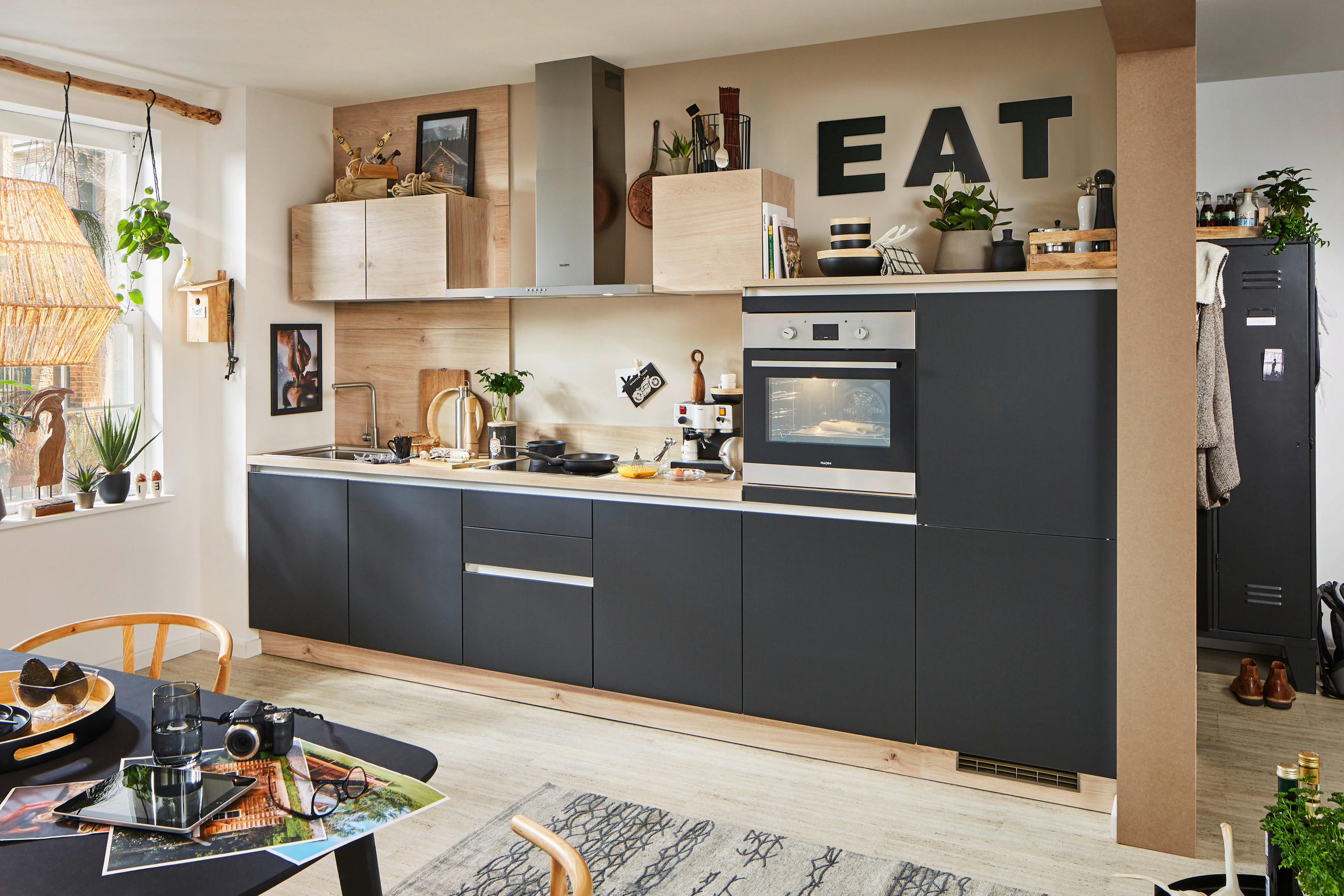 KUCHYNSKÁ LINKA CLEAN - čierna/farba ušľachtilej ocele, Modern, kov/kompozitné drevo (360cm) - Welnova