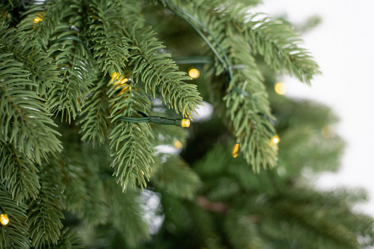 WEIHNACHTSBAUM 210 cm  - Grün, Basics, Kunststoff/Metall (122/210/122cm)