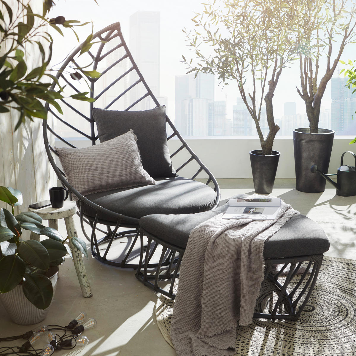 RELAXAČNÉ KRESLO, kov, plast, textil - sivá/antracitová, Design, kov/textil (150/150/120cm) - Amatio