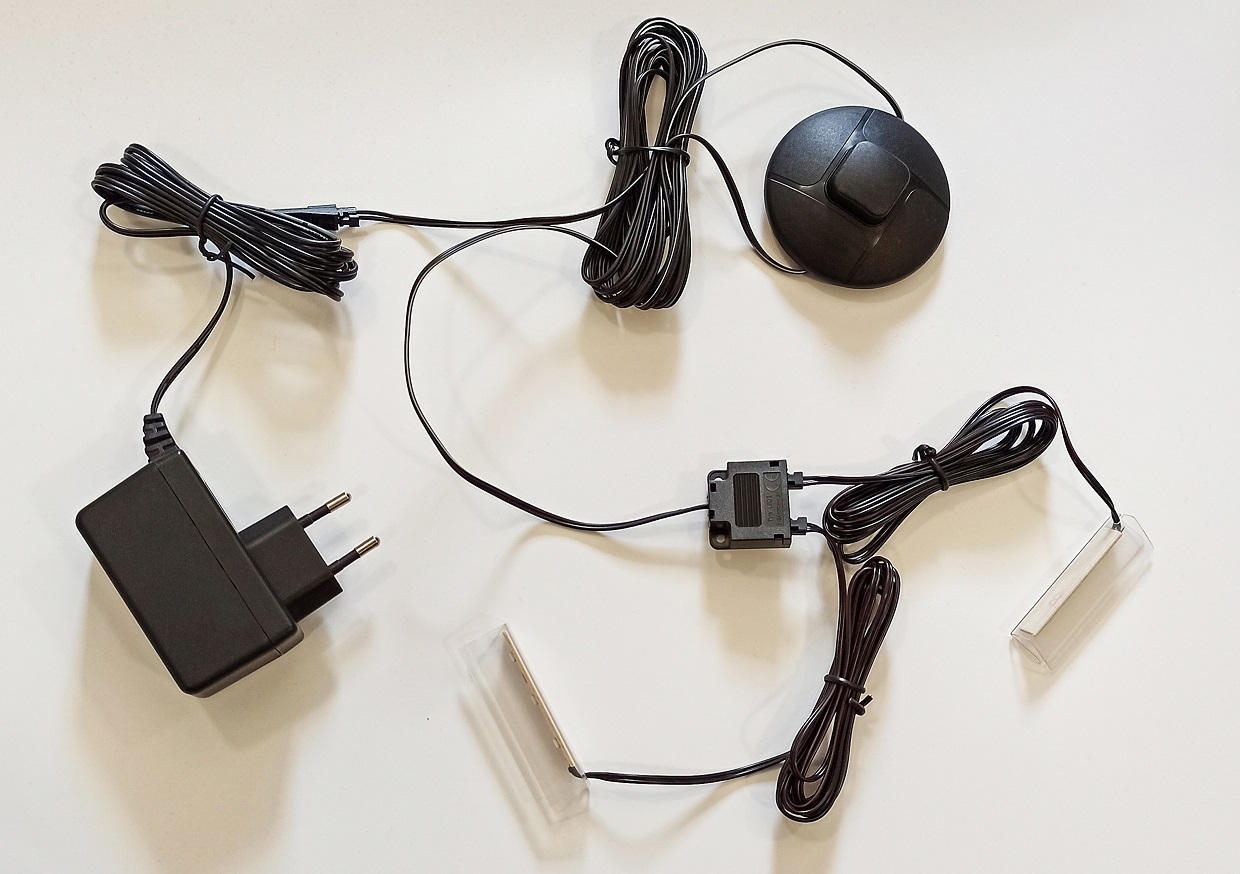 Hom`in OSVĚTLENÍ SKLENĚNÝCH POLIC