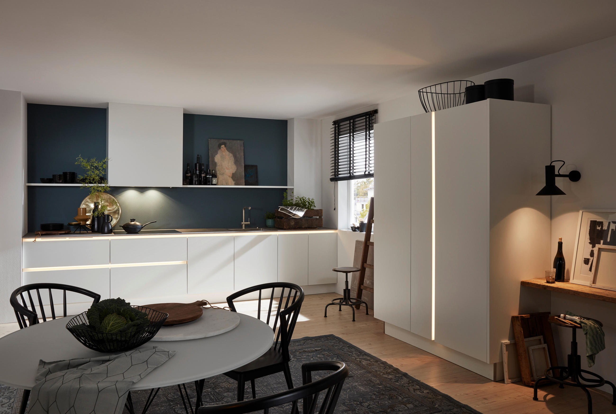 EINBAUKÜCHE   - Weiß, Design, Holzwerkstoff - Dieter Knoll