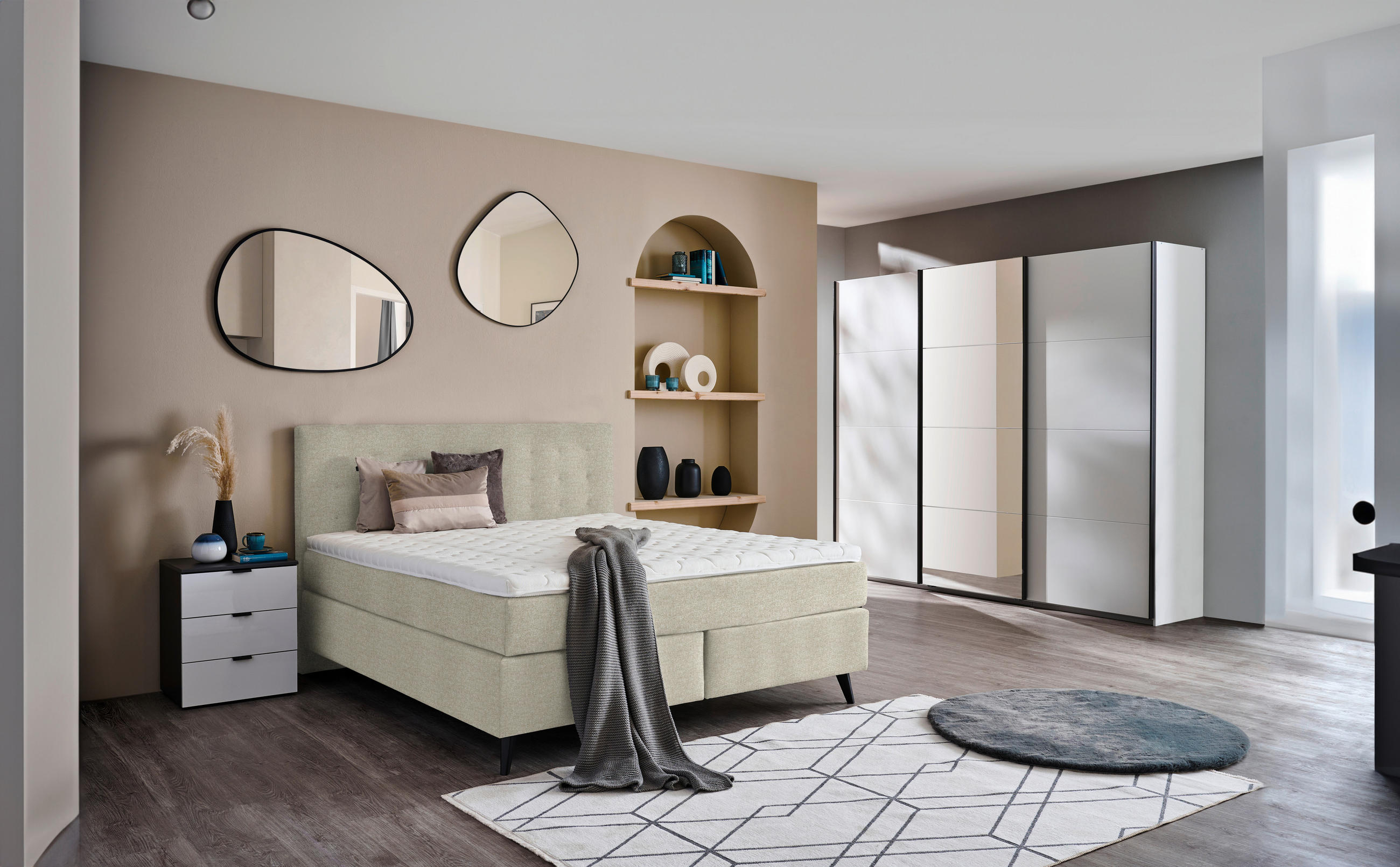 BOXSPRINGBETT 200/200 cm  in Beige  - Beige/Schwarz, KONVENTIONELL, Holz/Textil (200/200cm) - Voleo
