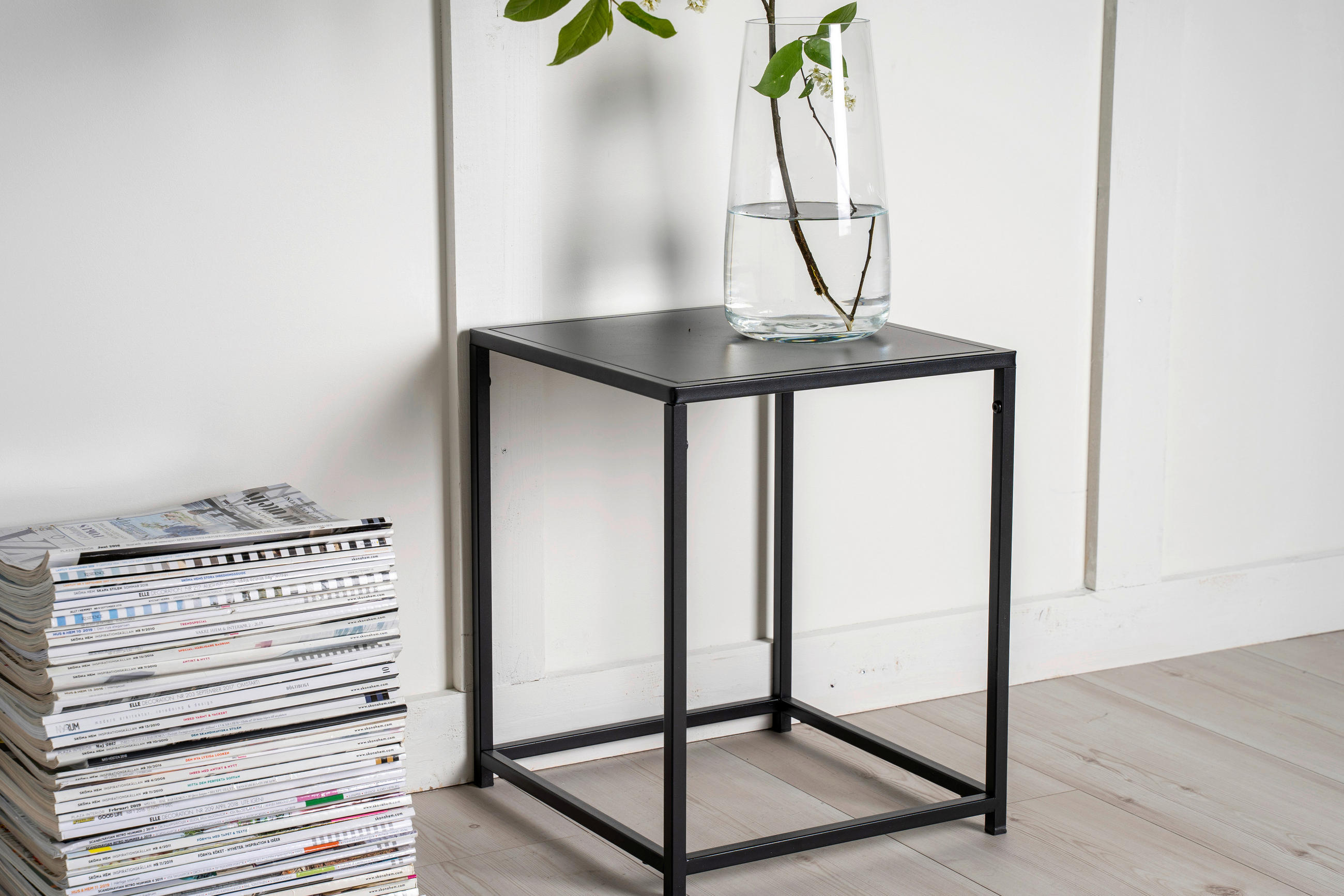 SIDOBORD i metall 38/37/45,7 cm  - svart, Design, metall (38/37/45,7cm) - Livetastic