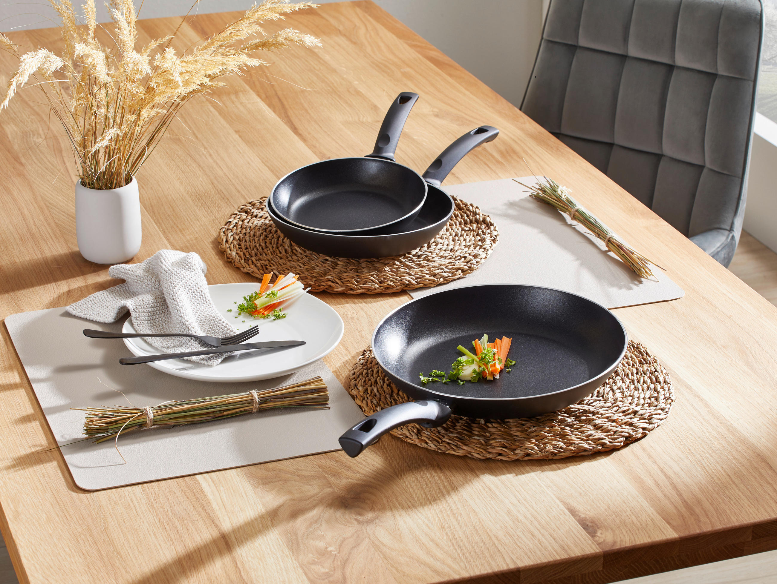 PFANNENSET LIPARI Aluminium 3-teilig  - Schwarz, Basics, Metall (20+24+28cm) - Ballarini