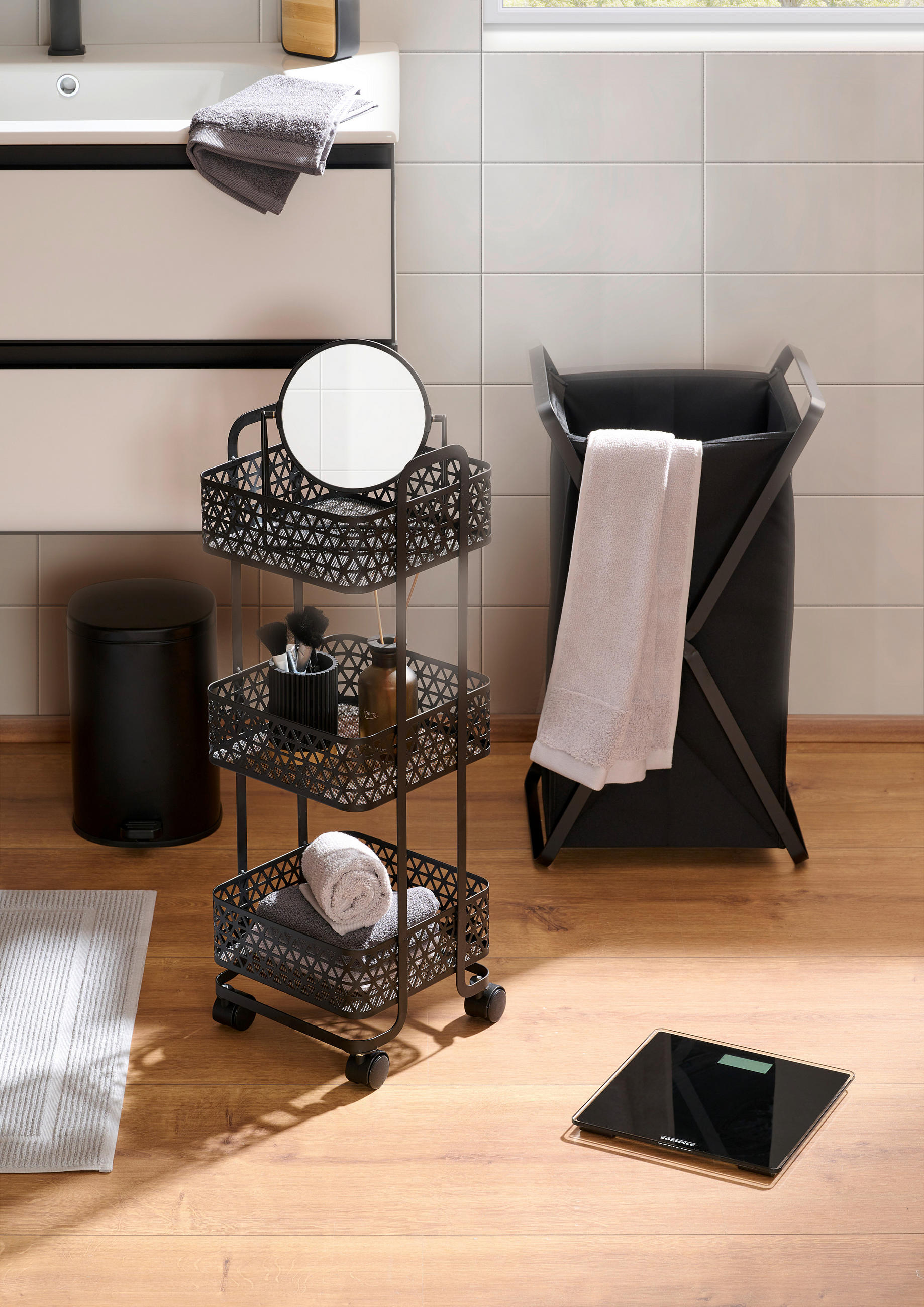 NÁŠĽAPNÝ ODPADKOVÝ KÔŠ - čierna, Trend, kov/plast (25/31,3/20,6cm) - Homeware
