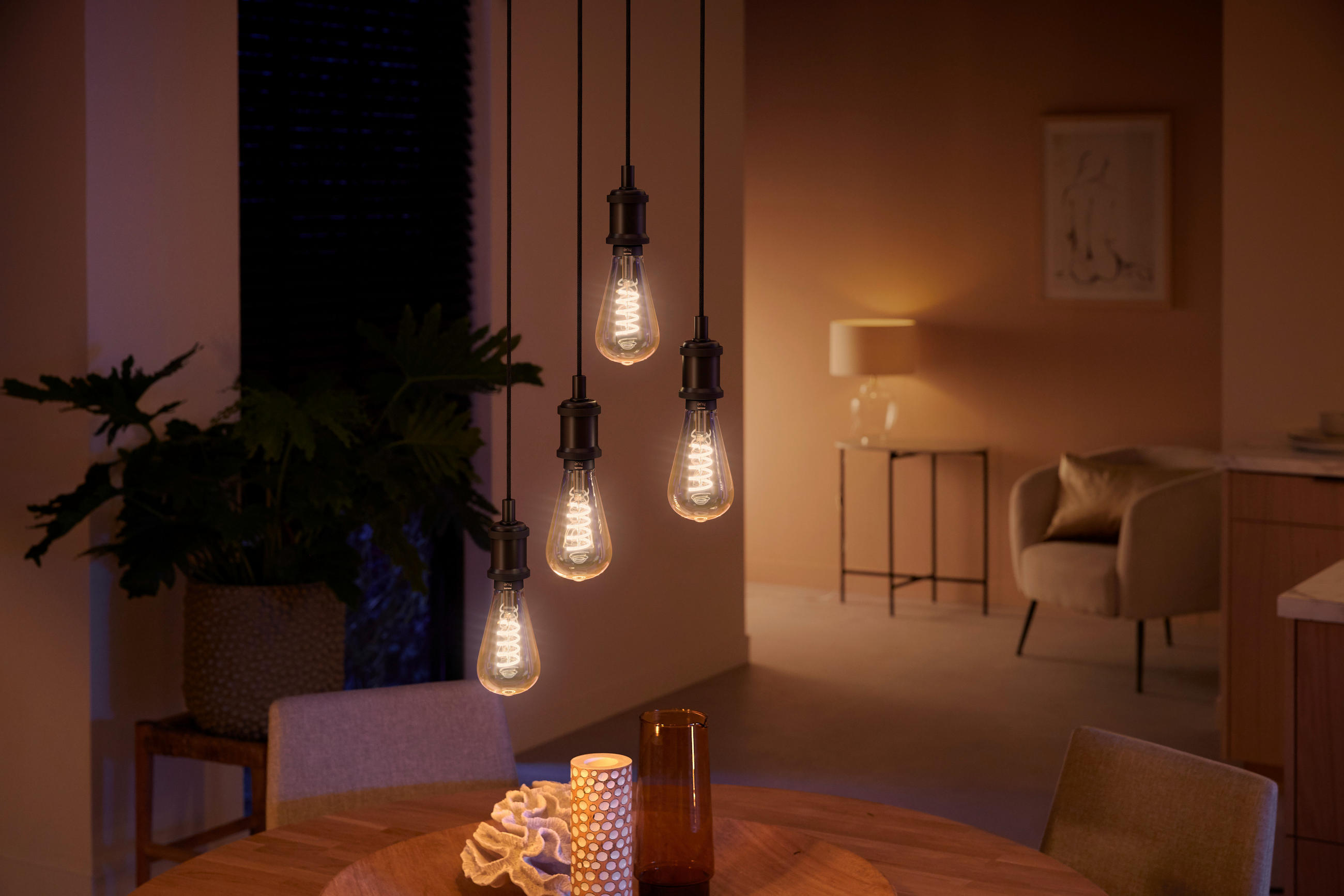 LED-LEUCHTMITTEL   E27 7 W 550 lm  - Weiß, Basics, Kunststoff (7,3/17,1cm) - Philips HUE