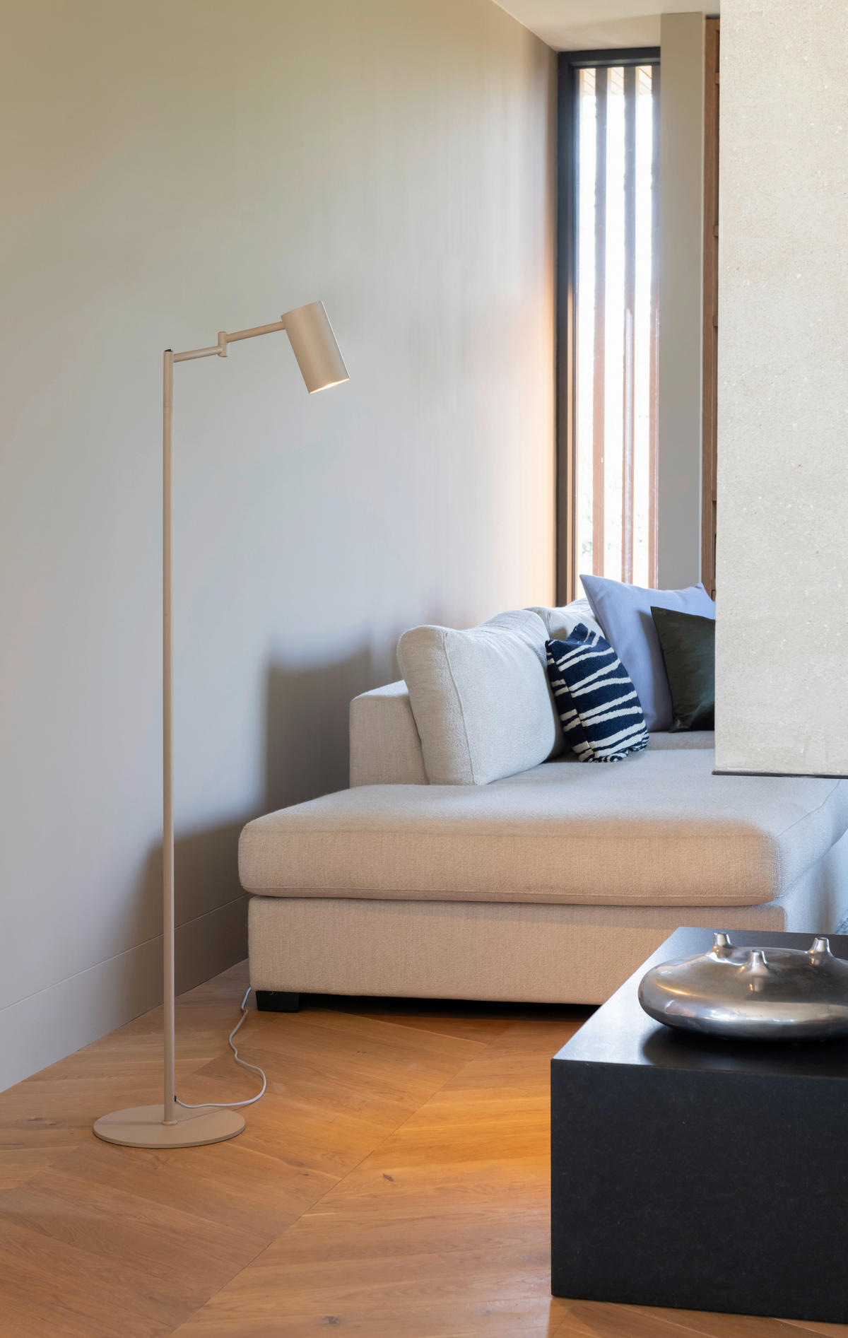 STOJACÍ LAMPA, 28/154 cm  - béžová, Design, kov (28/154cm) - It's about Romi