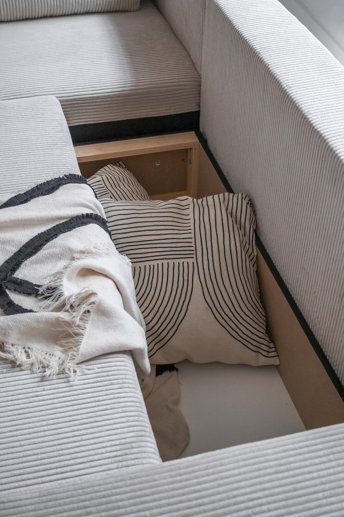 ECKSOFA in Cord Beige  - Beige/Schwarz, Design, Kunststoff/Textil (194/247cm) - MID.YOU