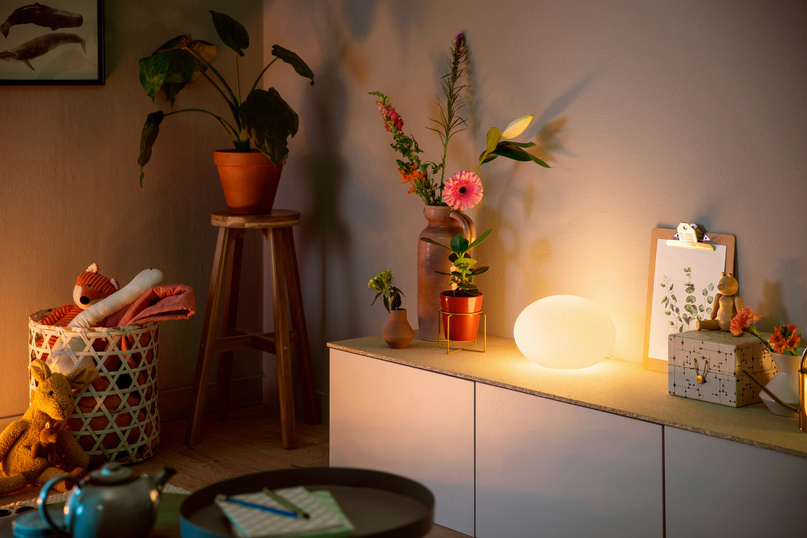 AMBIANCE FLOURISH - Weiss, Basics, Glas (26,1/17,5cm) - Philips HUE