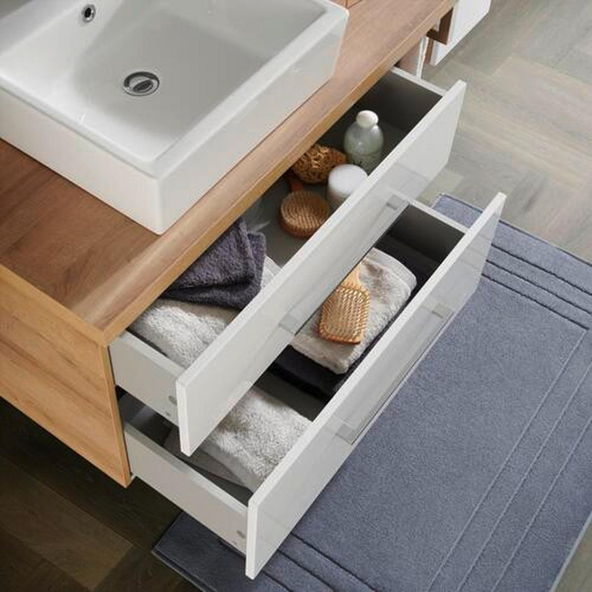 BADEZIMMER  in 110 cm  - Eichefarben/Weiß, MODERN, Glas/Keramik (110cm) - Voleo