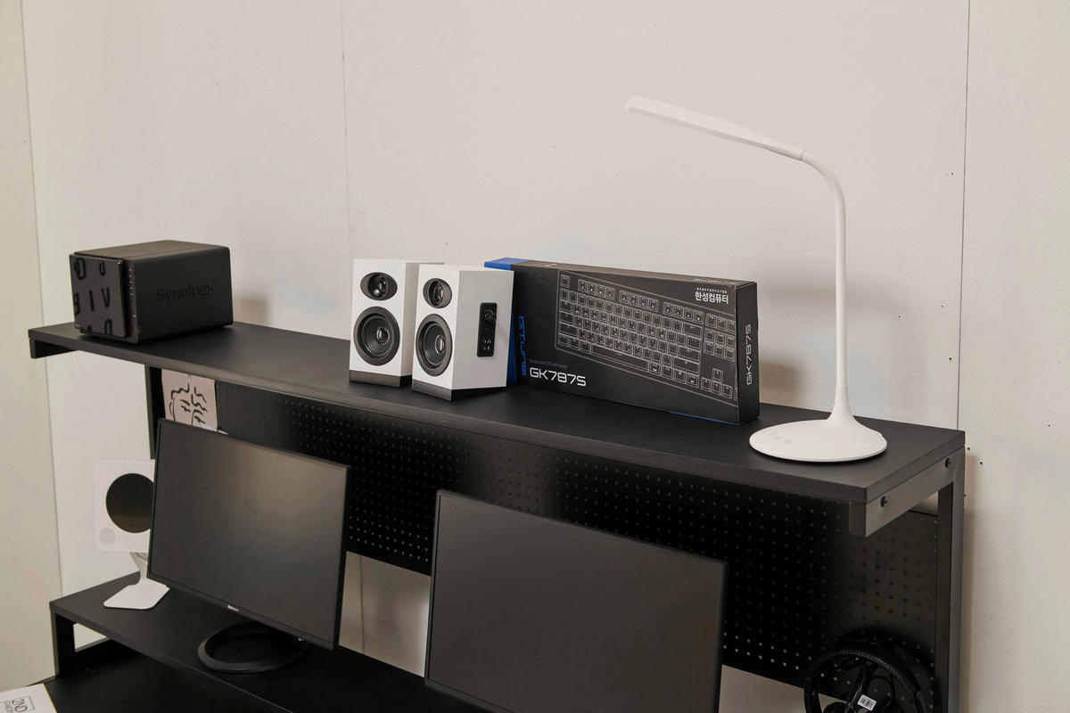 SKRIVBORD 180/70/148 cm  i svart  - svart, Design, metall/trämaterial (180/70/148cm) - Livetastic