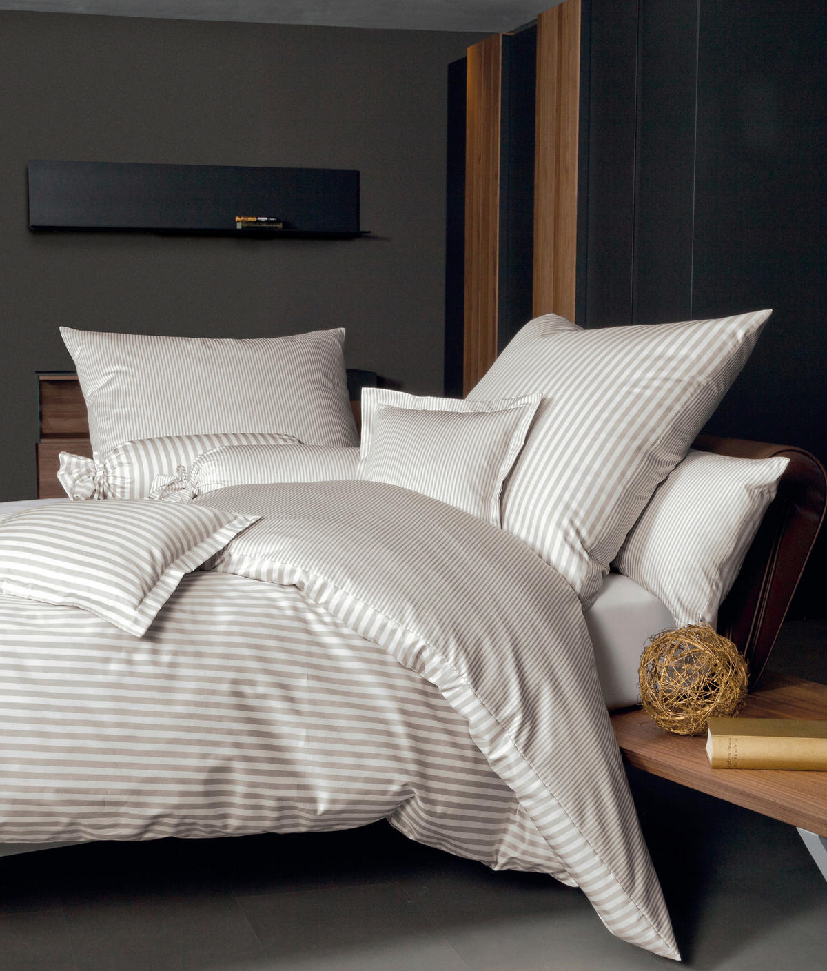 WENDEBETTWÄSCHE Giorgio Makosatin 135/200 cm  - Beige/Weiß, KONVENTIONELL, Textil (135/200cm) - Janine