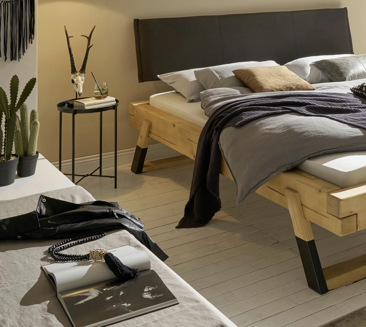 BETT 180/200 cm  in Fichtefarben   - Fichtefarben/Anthrazit, Modern, Holz/Textil (180/200cm) - MID.YOU