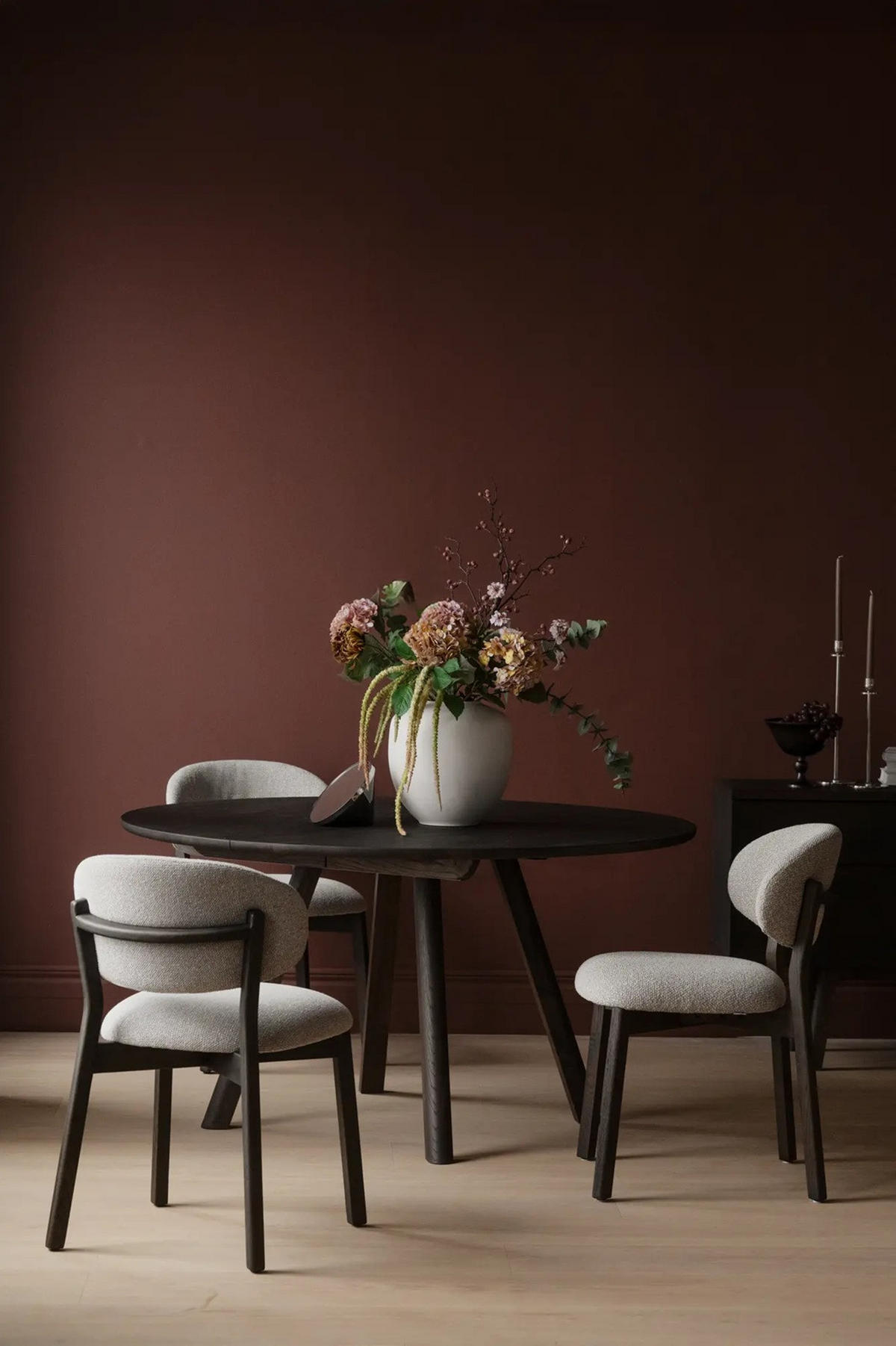 MATBORD i trä 140/140/75 cm   - brun, Klassisk, trä (140/140/75cm) - Rowico