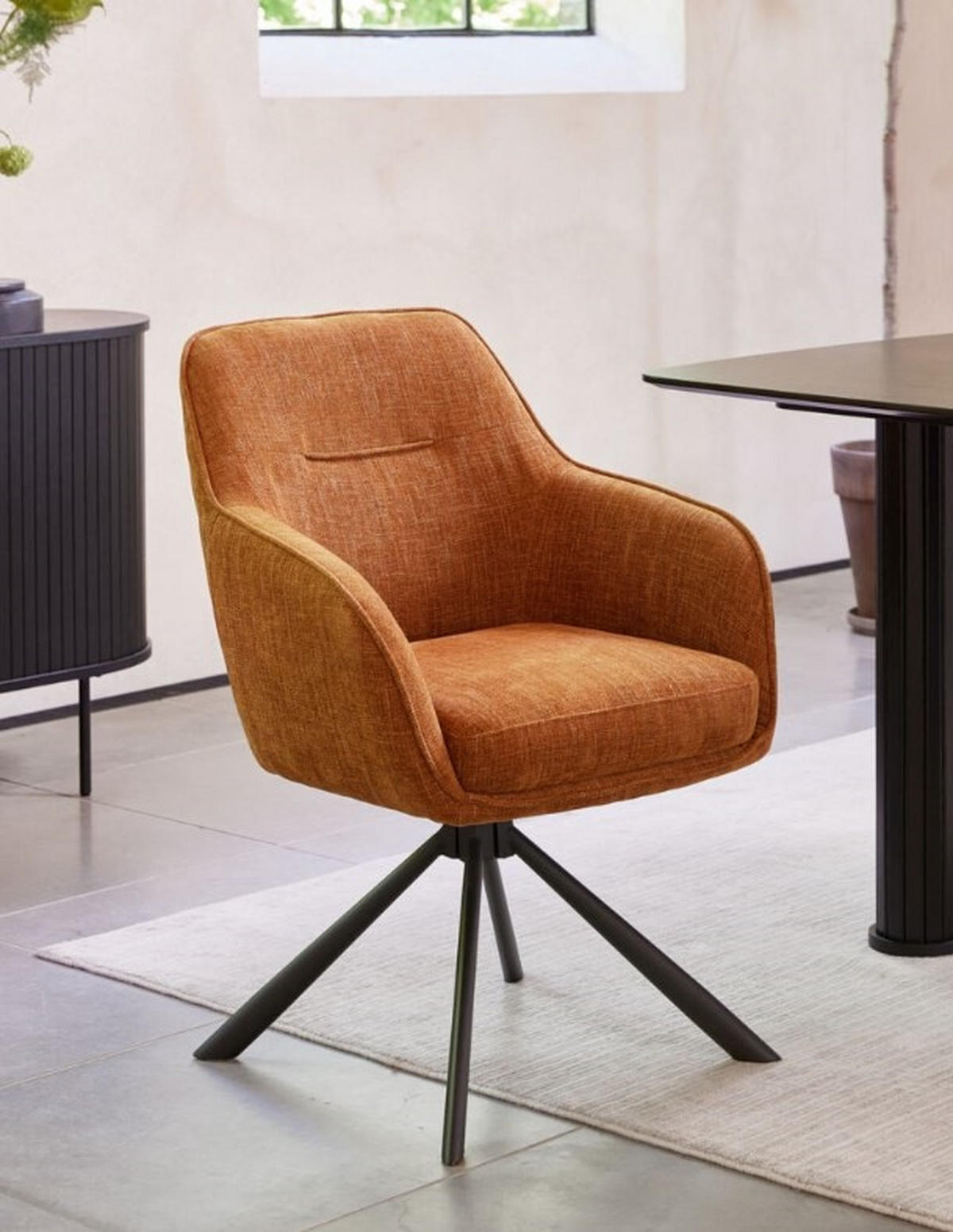 STOL MED ARMSTÖD chenille  - svart/rostfärgad, Design, metall/textil (59/87/65cm) - Niels Andersson