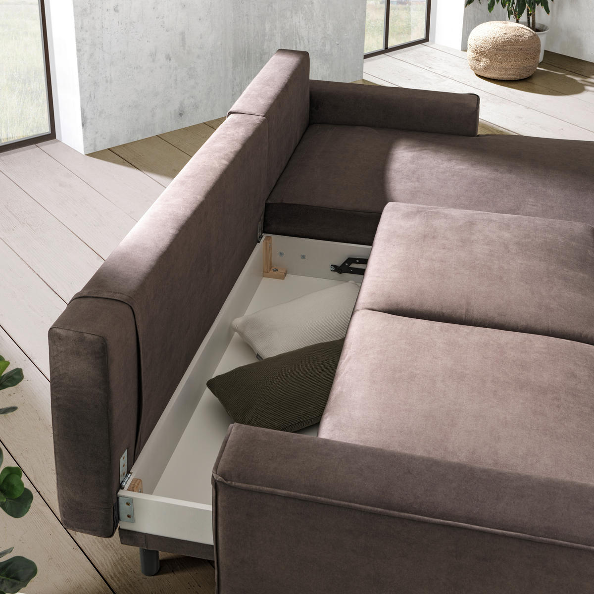 ECKSOFA in Velours Taupe  - Taupe/Schwarz, Basics, Holz/Textil (260/161cm) - Carryhome